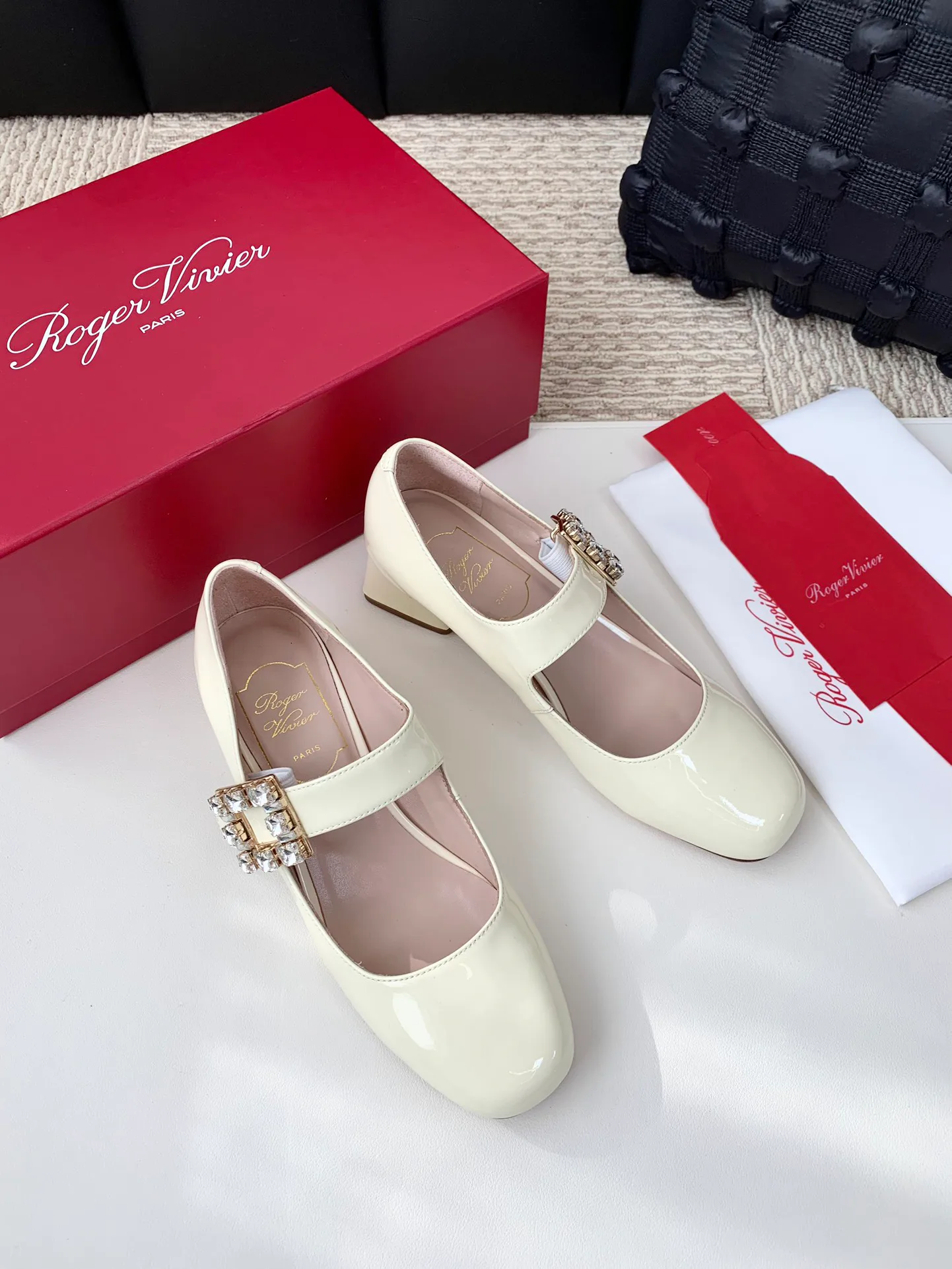 Women's Heels ROGER VIVIER 17990352