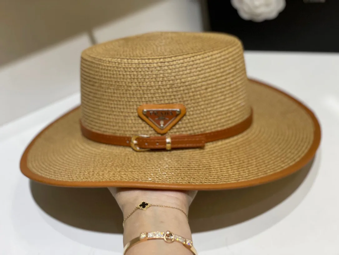 Hats PRADA 17810490
