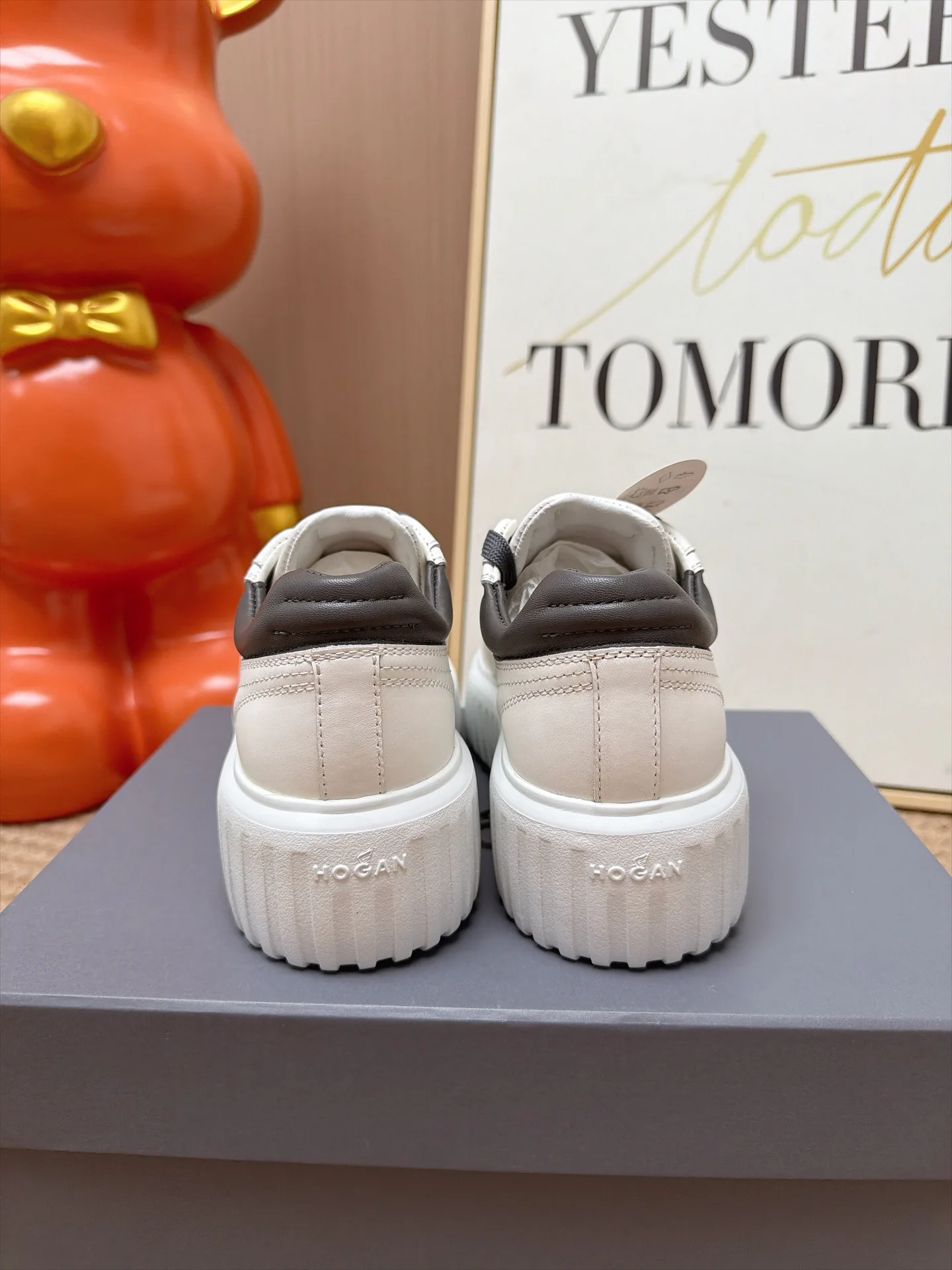 Women's Sneakers HOGAN 18239697
