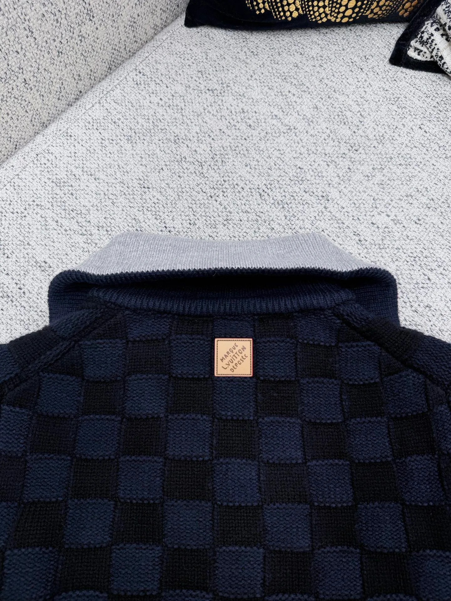 Men's Jumpers And Sweaters LOUIS VUITTON 18292825