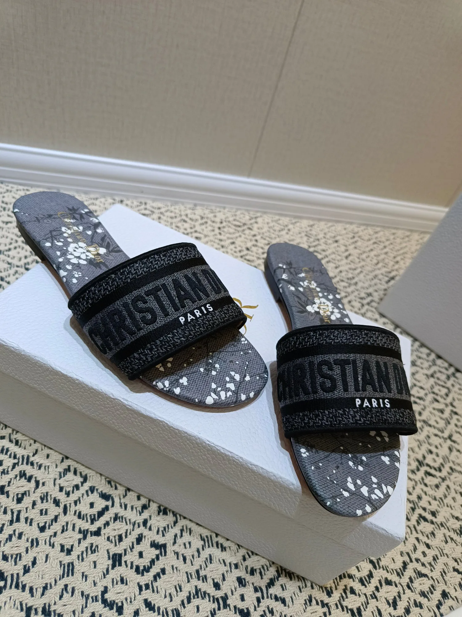 Women's Flip-Flops CHRISTIAN DIOR 17805887