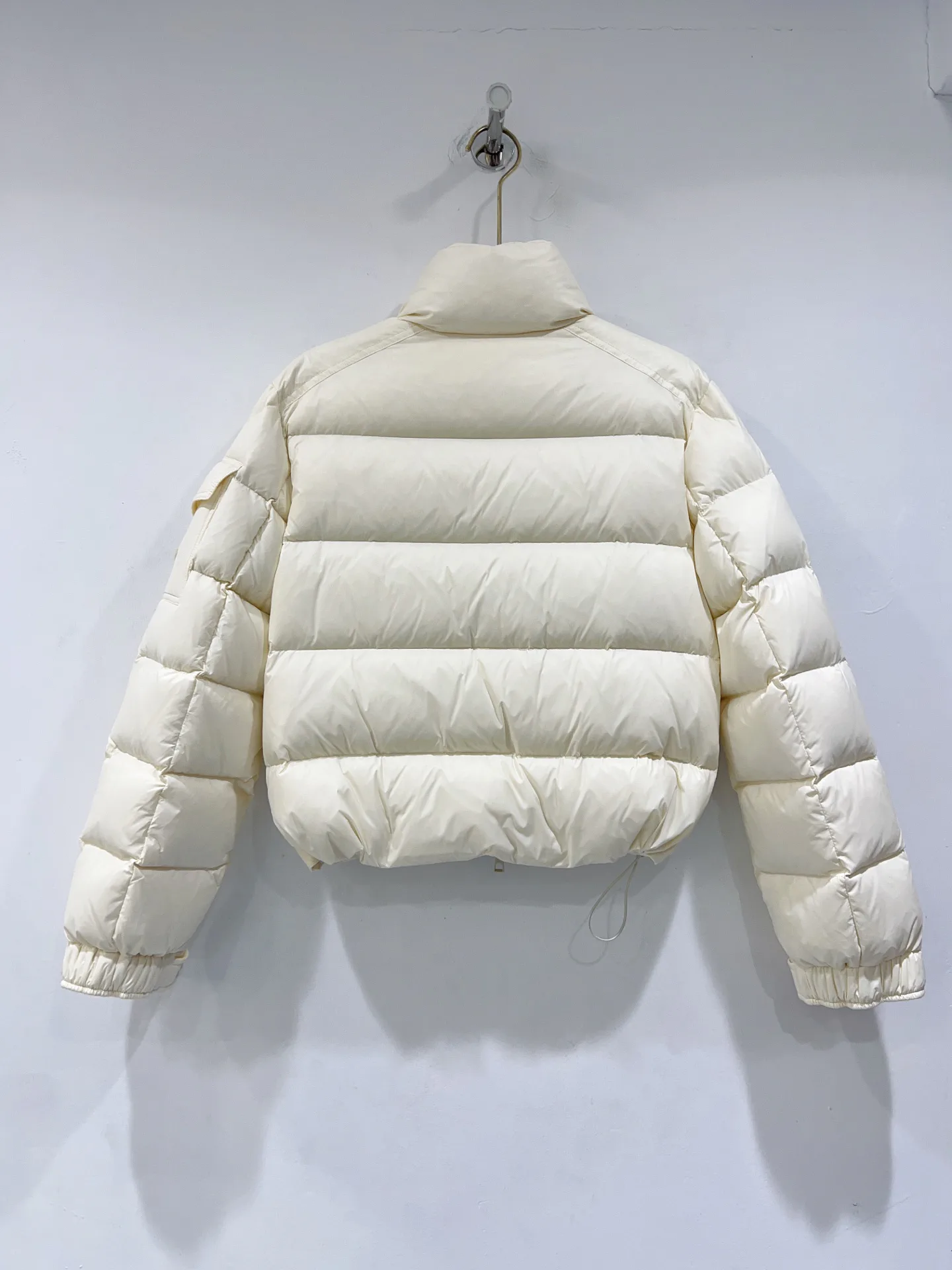 Women's Jackets And Down Jackets MONCLER 18368424