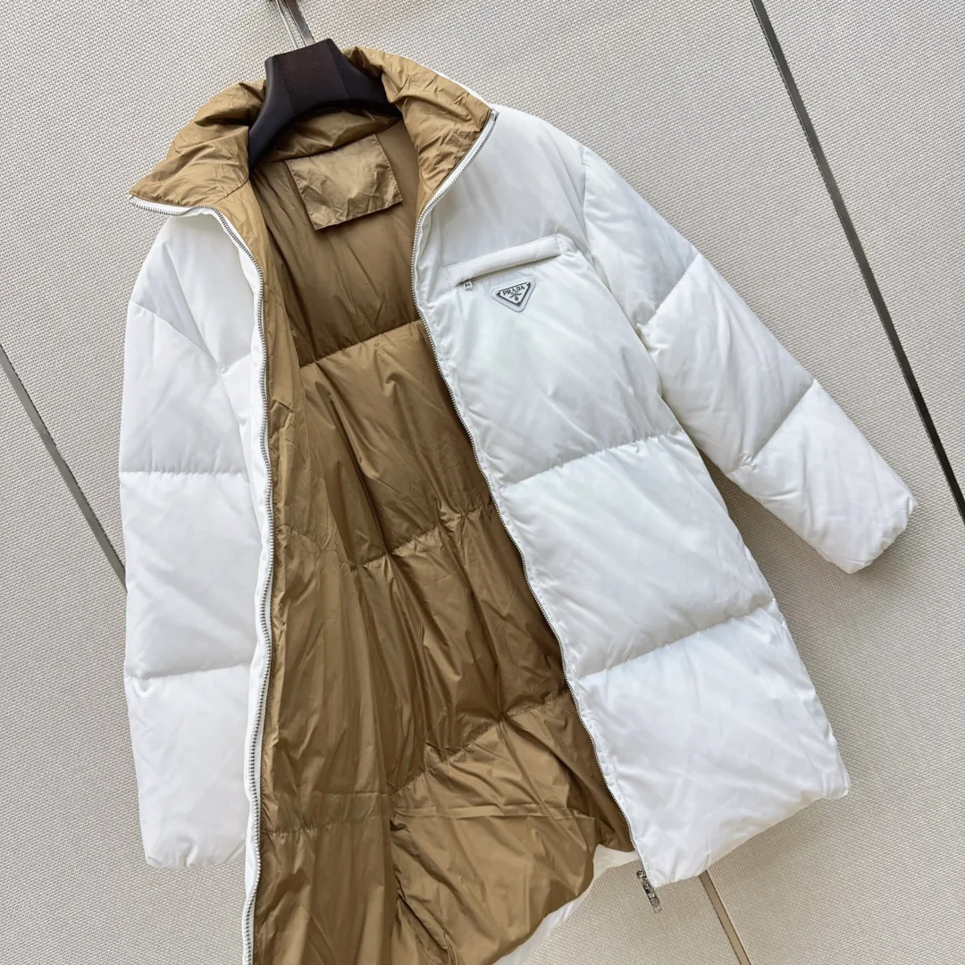 Women's Jackets And Down Jackets PRADA 18188789