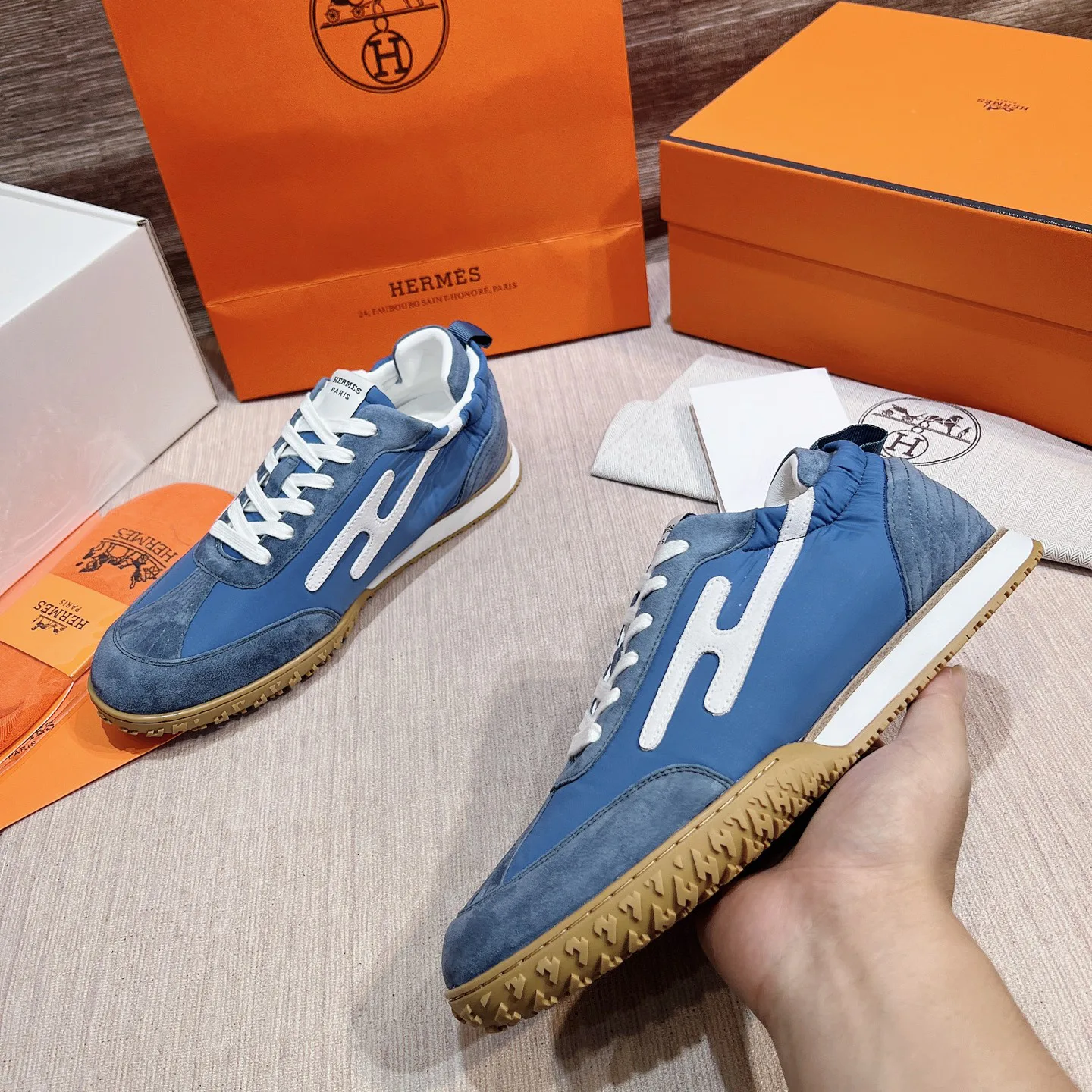Women's Sneakers HERMES 17749544