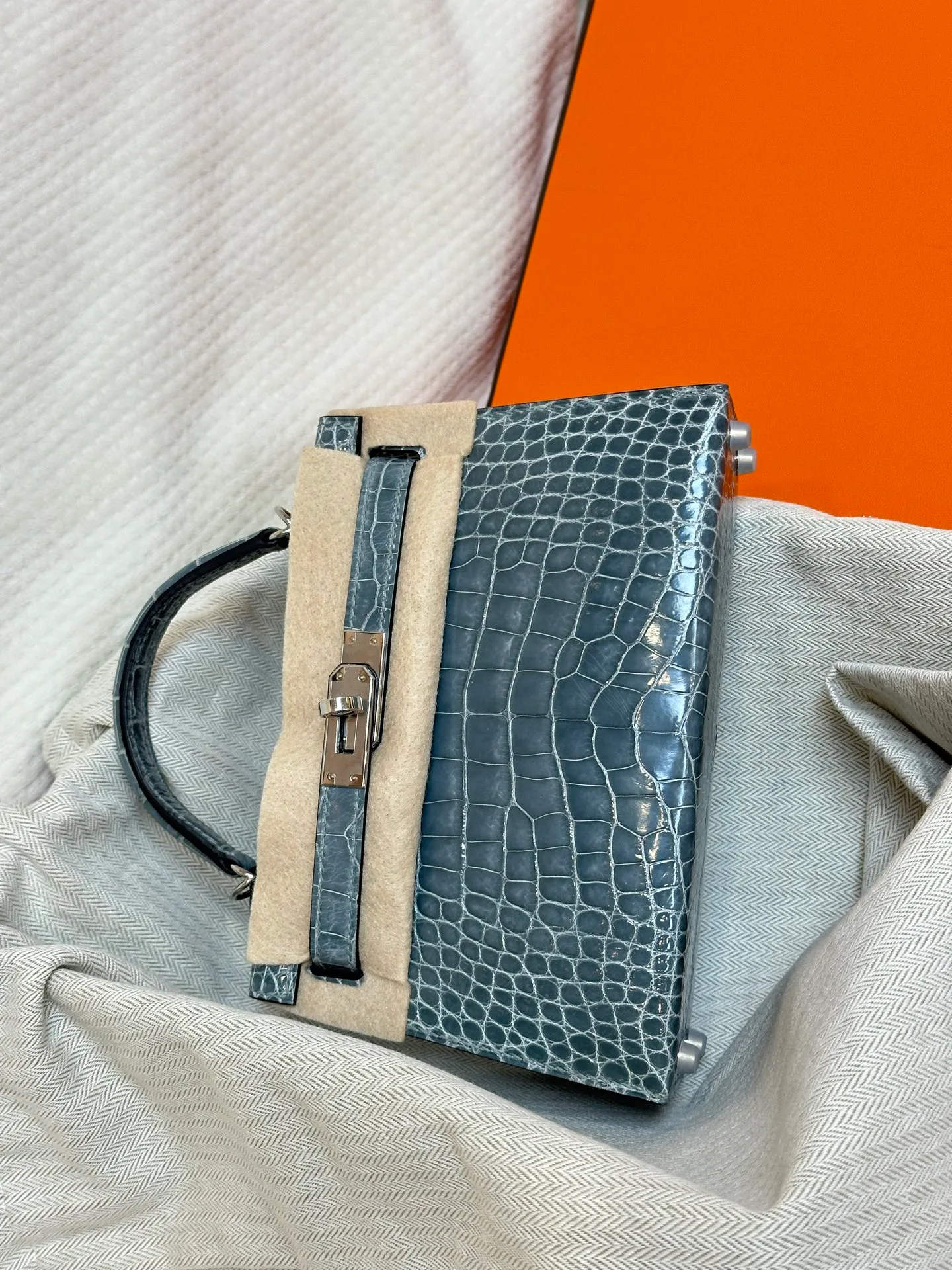 Women's Classic Handbags HERMES 18362071
