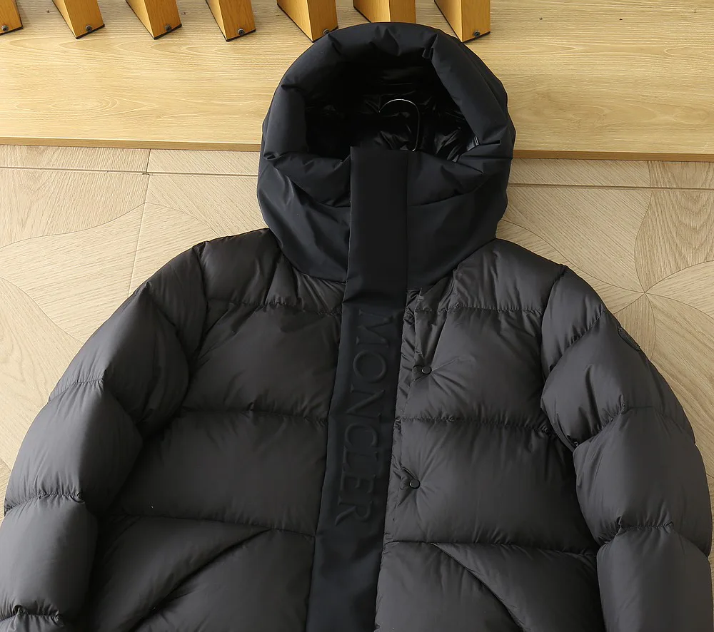 Men's Jackets And Down Jackets MONCLER 18510153