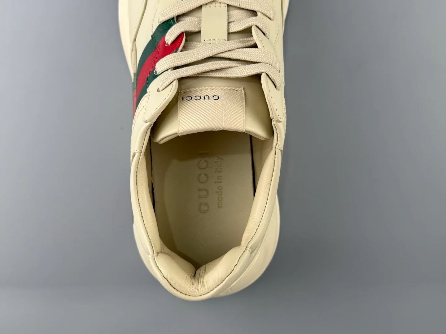 Women's Sneakers GUCCI 18552253