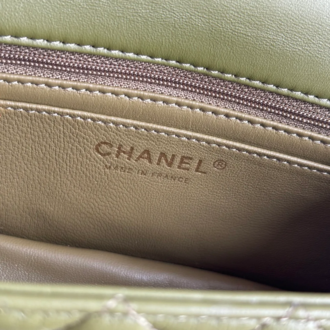 Women's Classic Handbags CHANEL 17827592