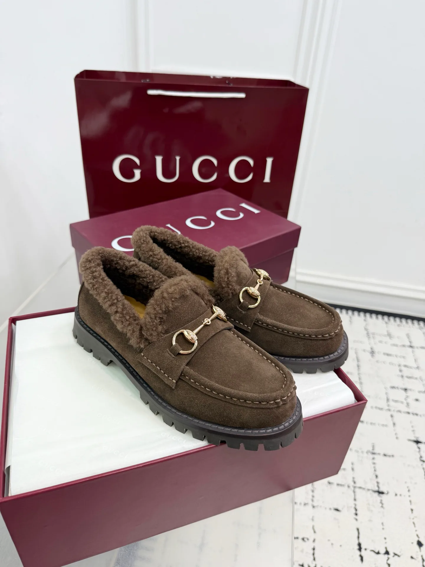 Women's Loafers And Moccasins GUCCI 18393490