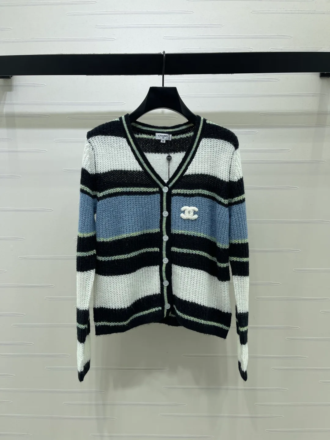 Women's Jumpers And Sweaters CHANEL 18234205
