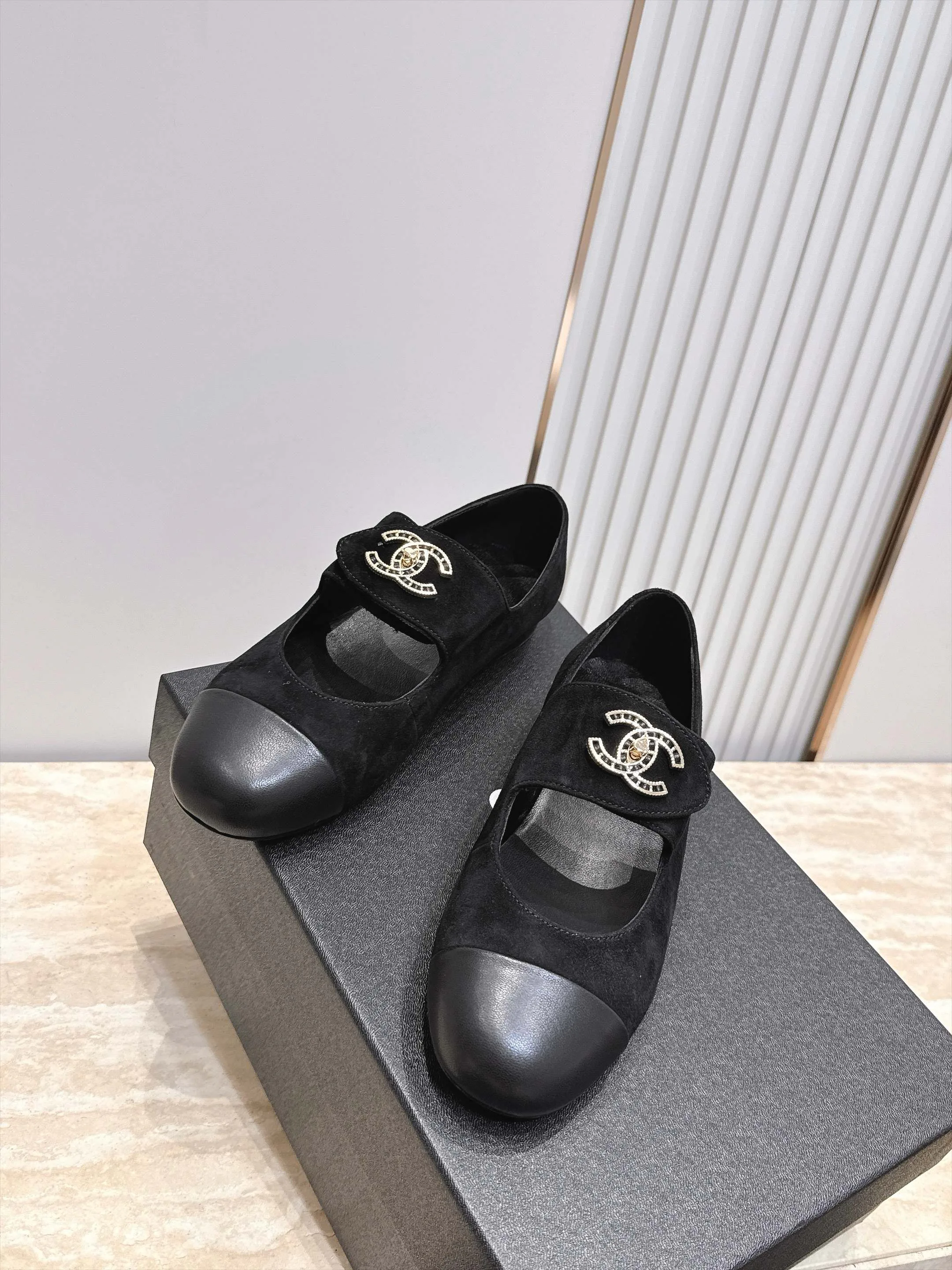 Women's Ballet Flats CHANEL 17968842