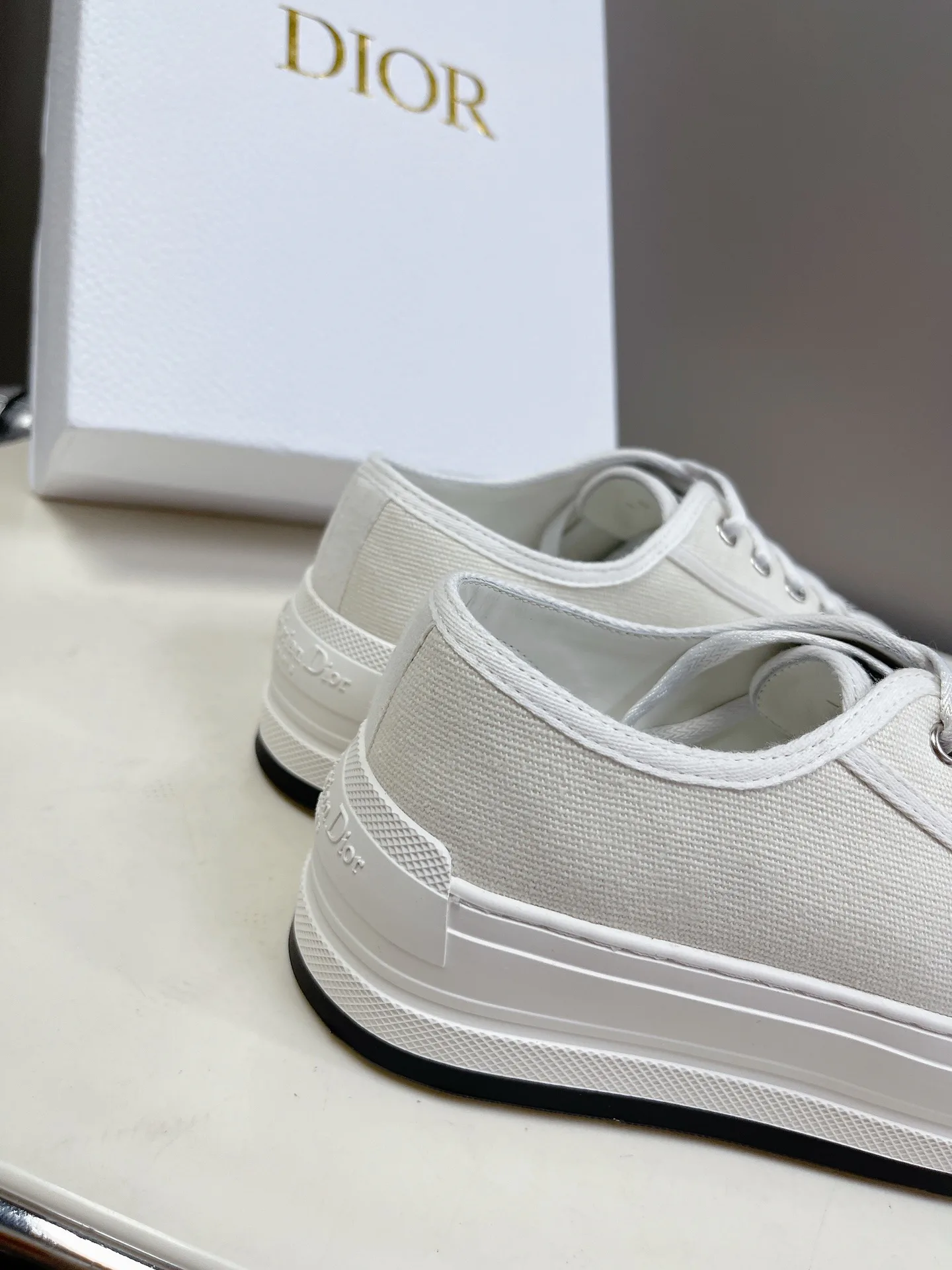Women's Sneakers CHRISTIAN DIOR 18006131