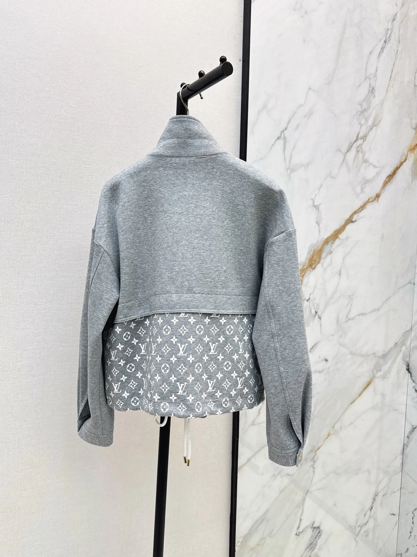 Women's Jackets And Down Jackets LOUIS VUITTON 18423964