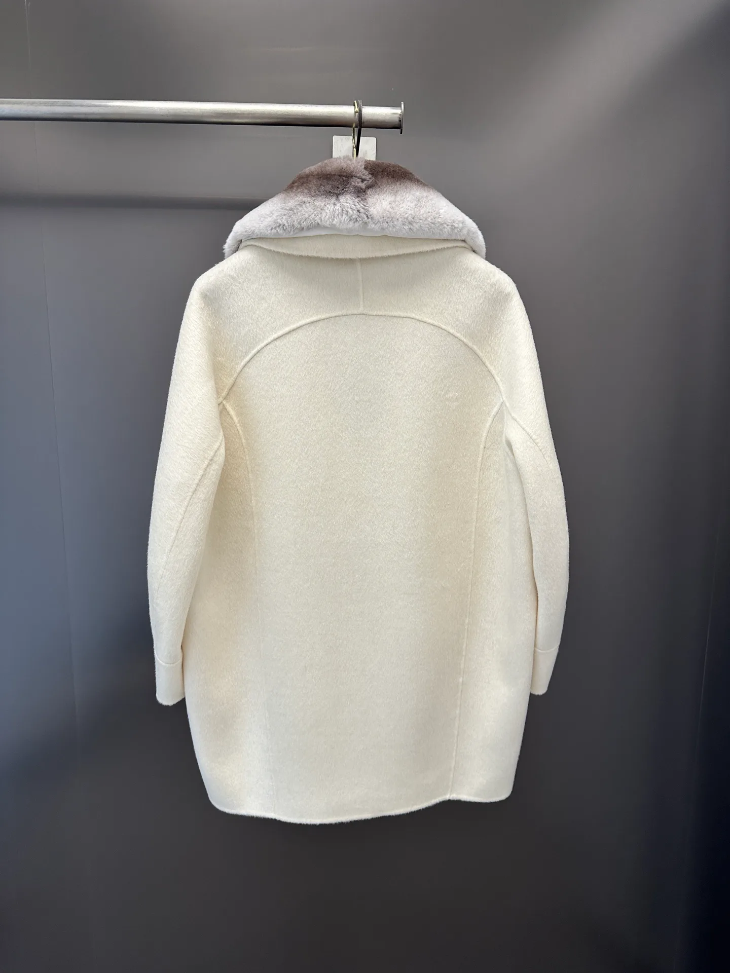 Women's Coats LORO PIANA 18226702