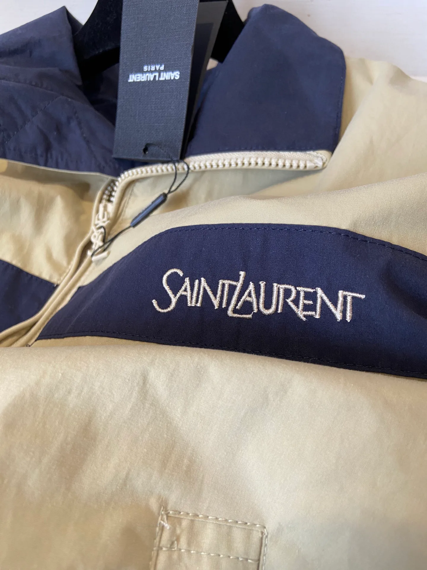 Women's Jackets And Down Jackets SAINT LAURENT 18497050
