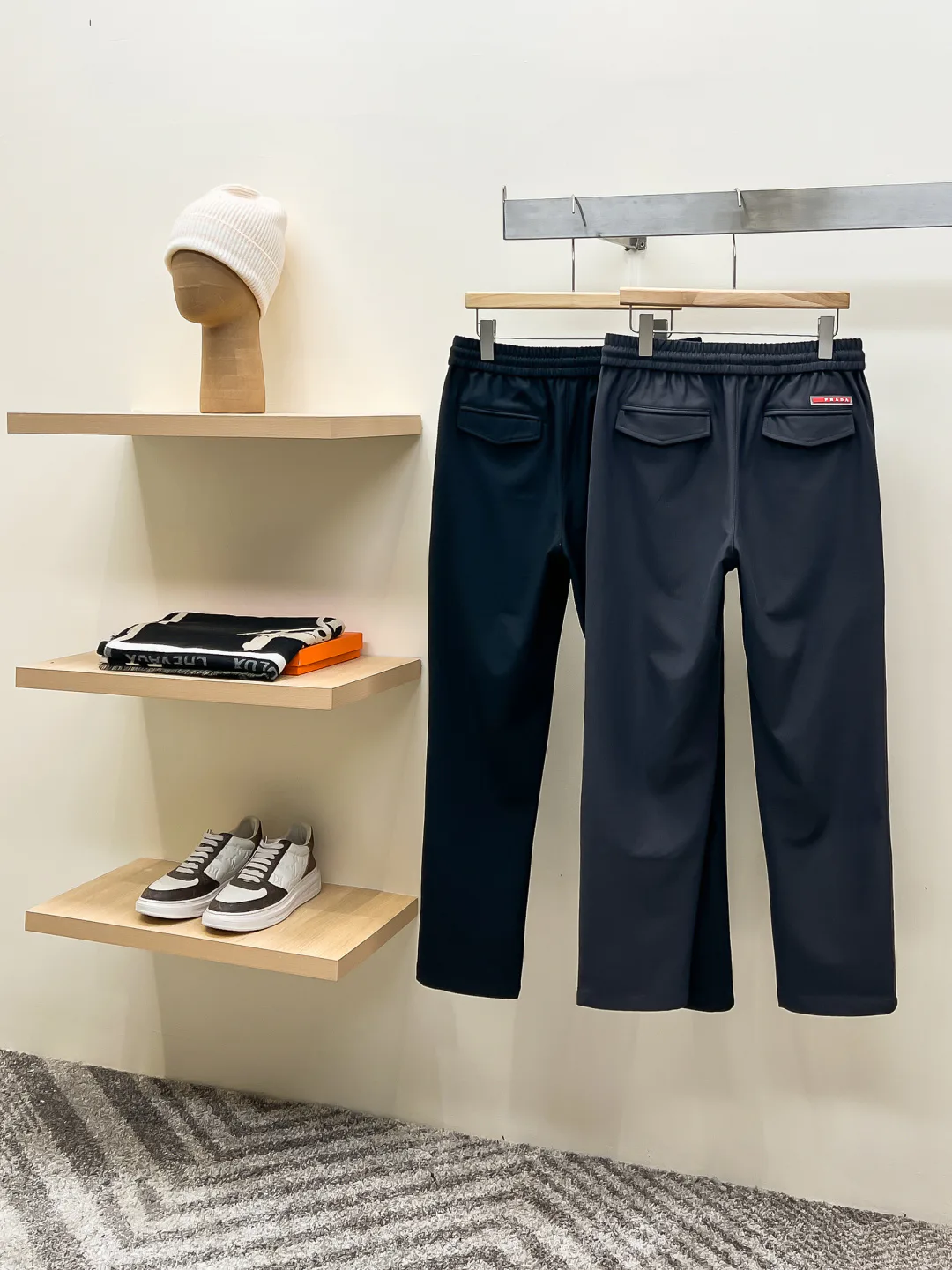Men's Trousers PRADA 18499187