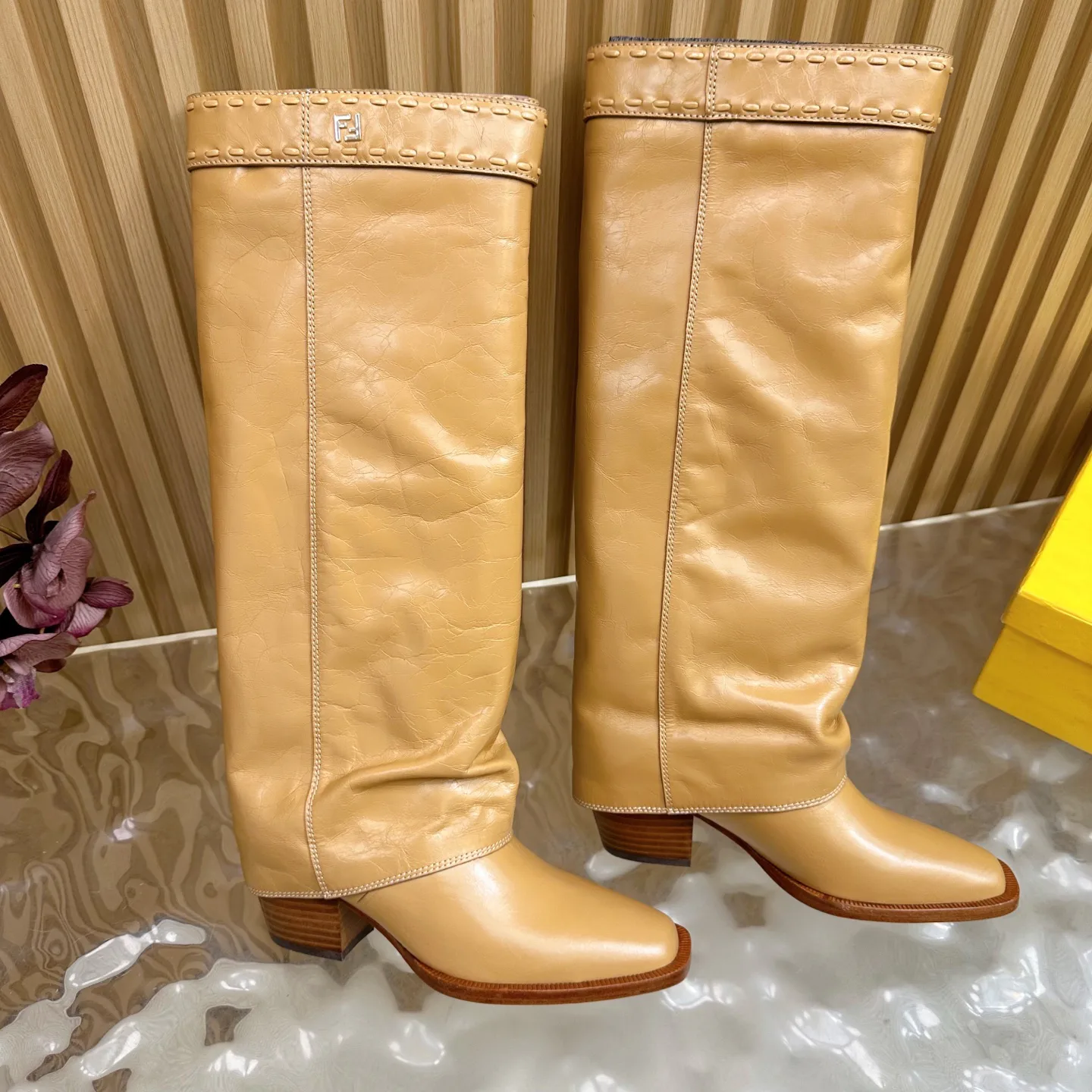 Women's Boots FENDI 18235451