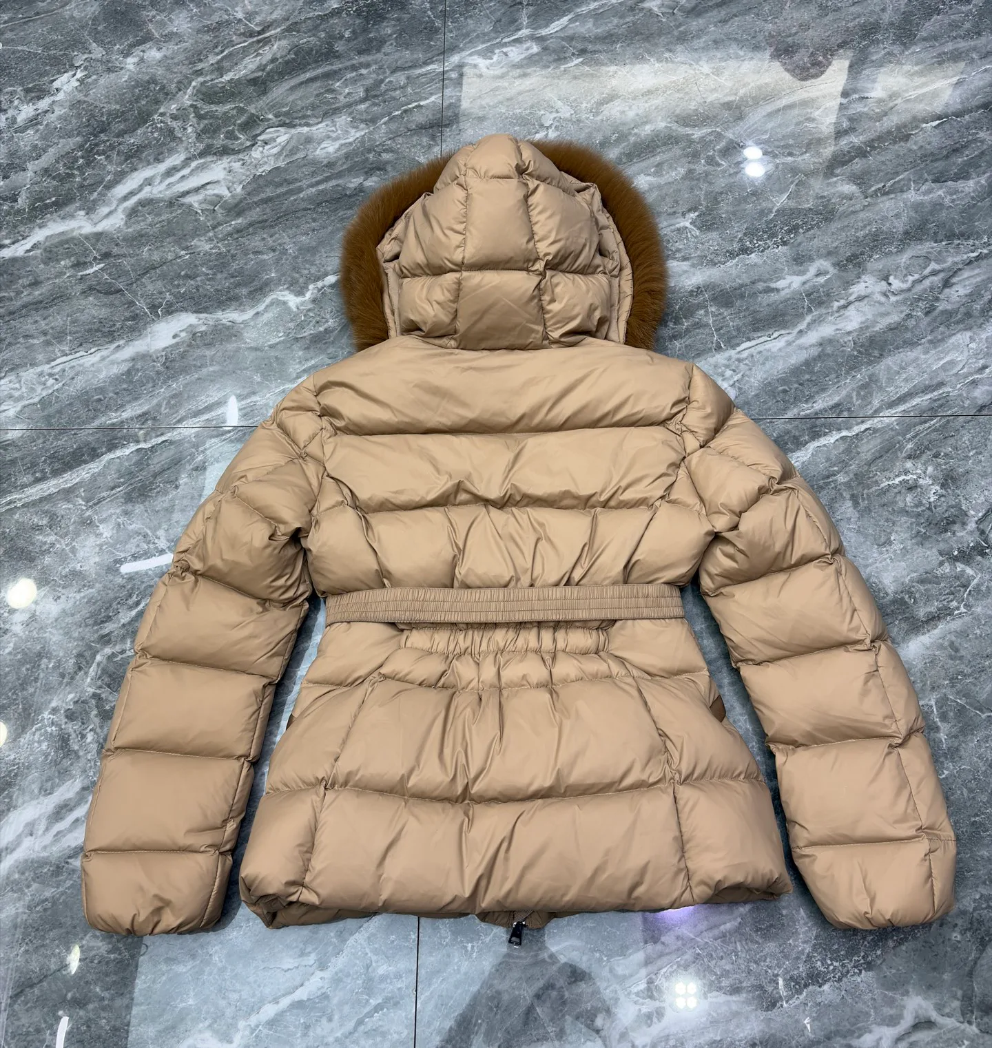 Women's Jackets And Down Jackets MONCLER 18111720