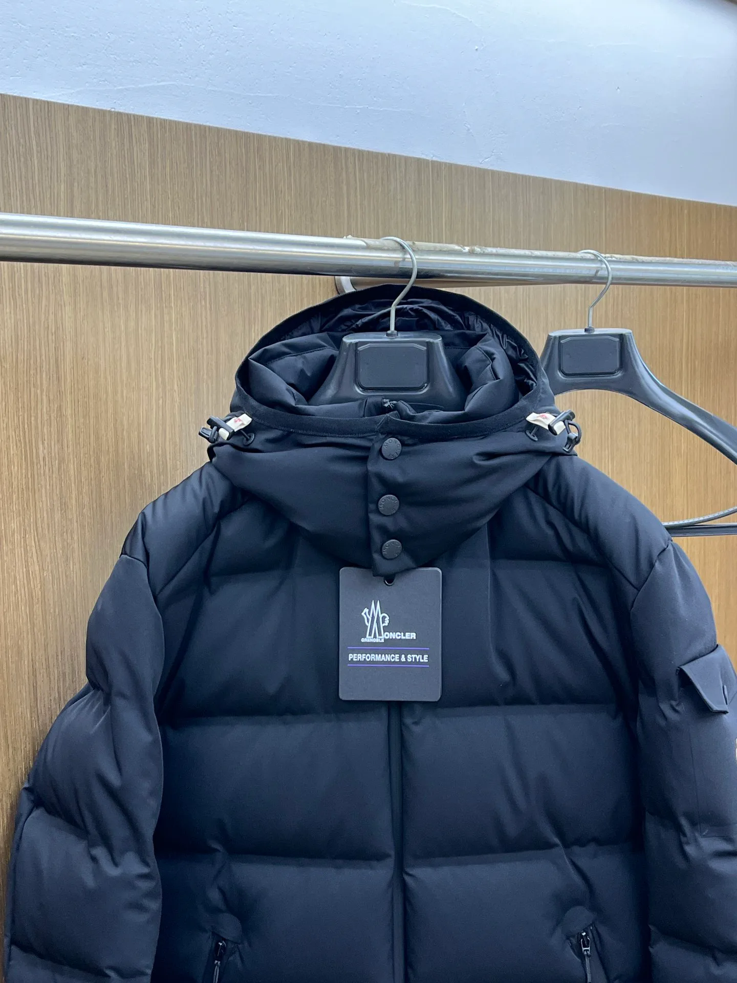 Men's Jackets And Down Jackets MONCLER 18194605
