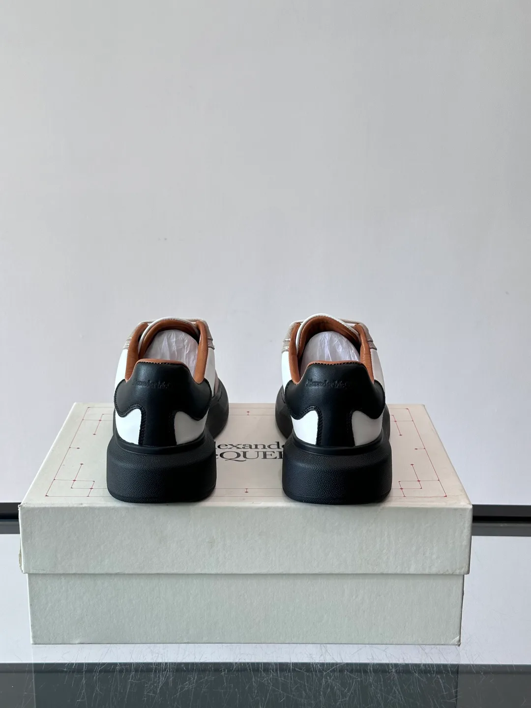 Women's Sneakers ALEXANDER MCQUEEN 17328777