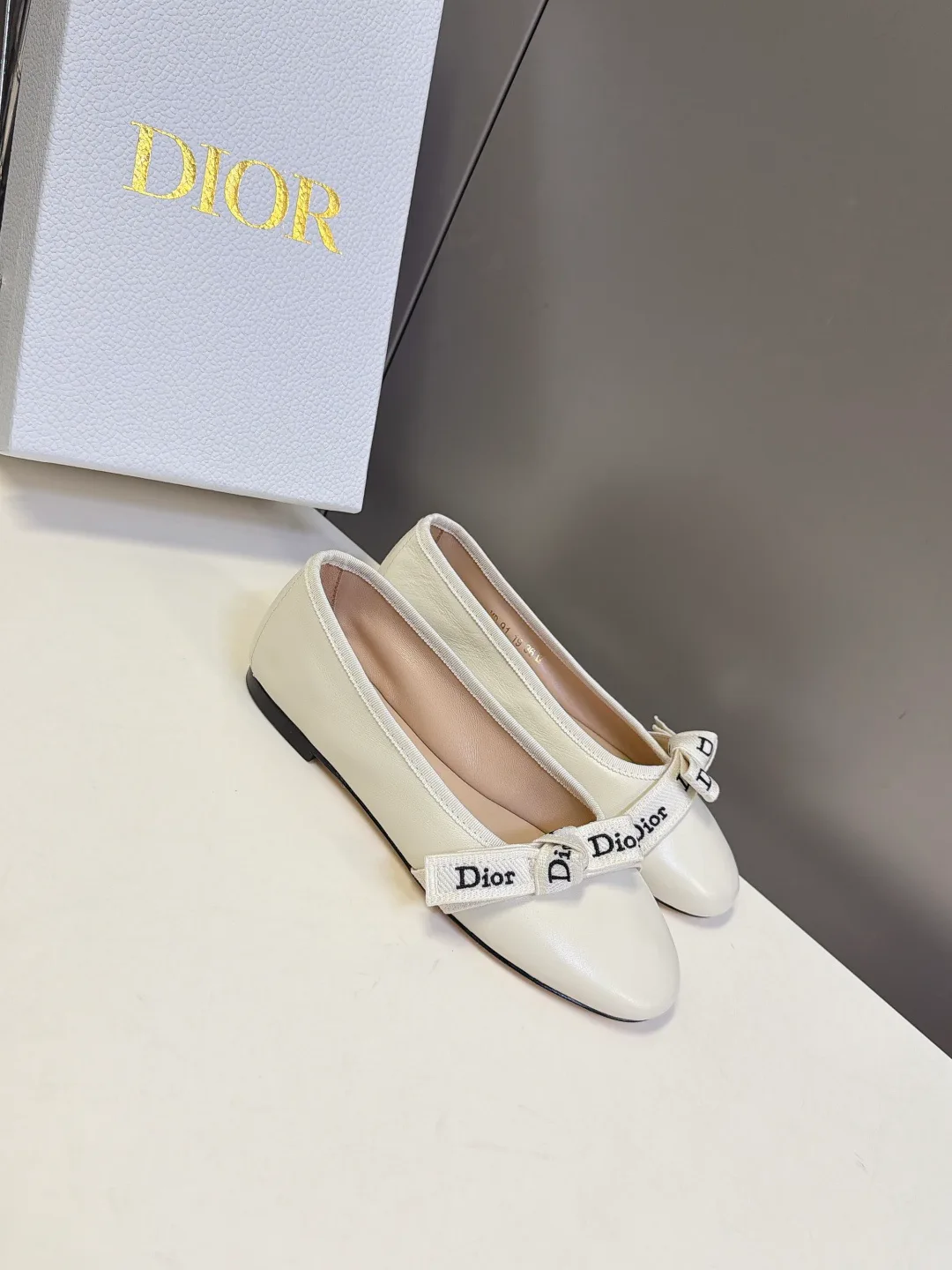 Women's Ballet Flats CHRISTIAN DIOR 18005284