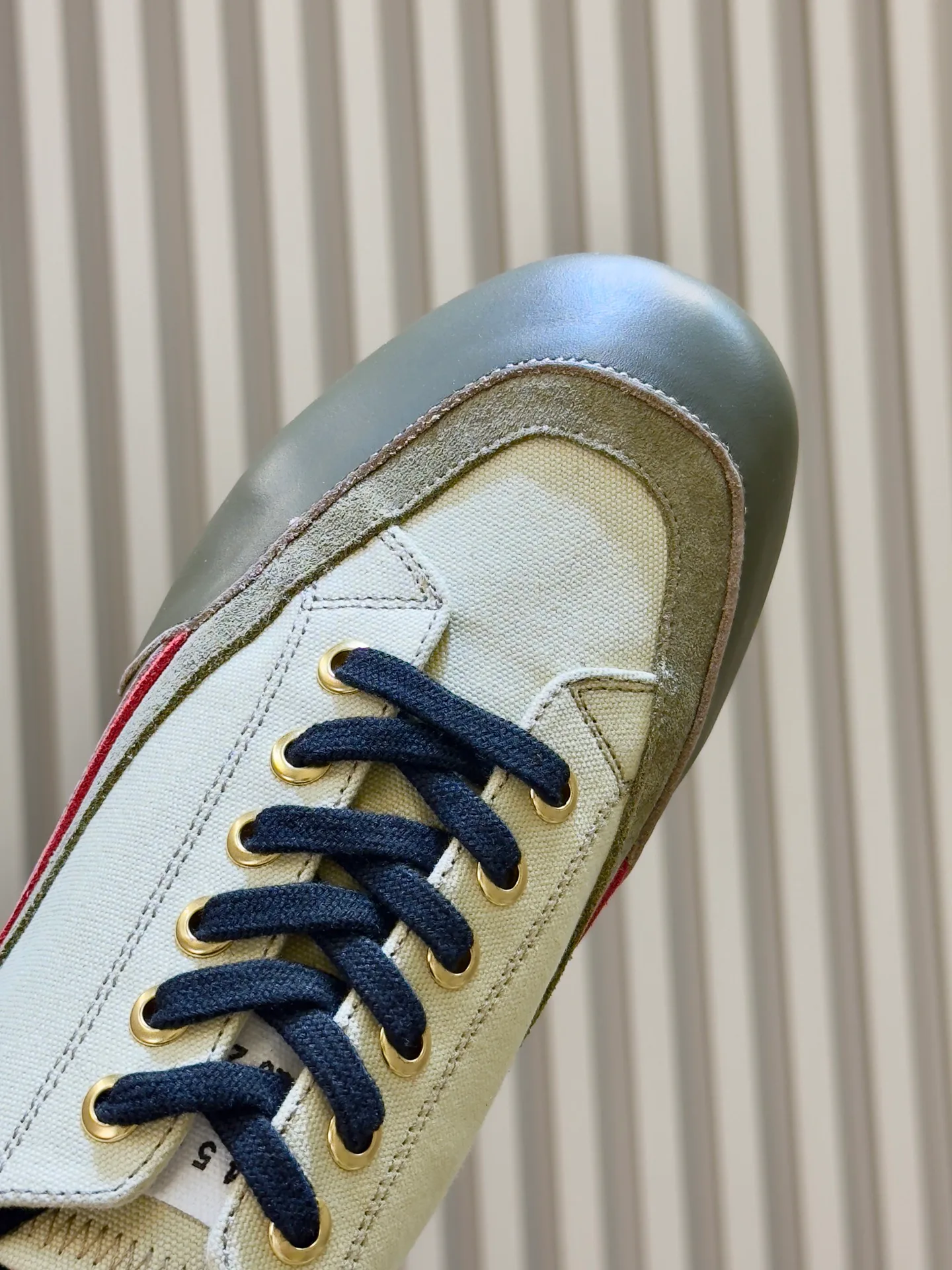 Women's Sneakers MAISON MARGIELA 18073444