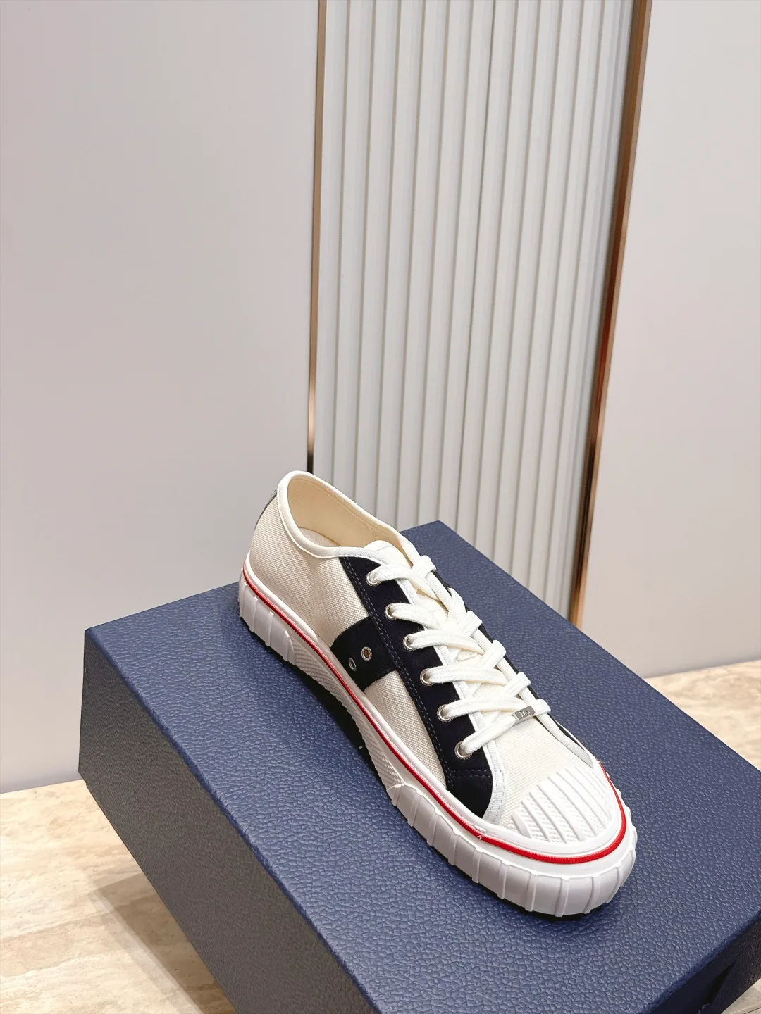Women's Sneakers CHRISTIAN DIOR 18083922