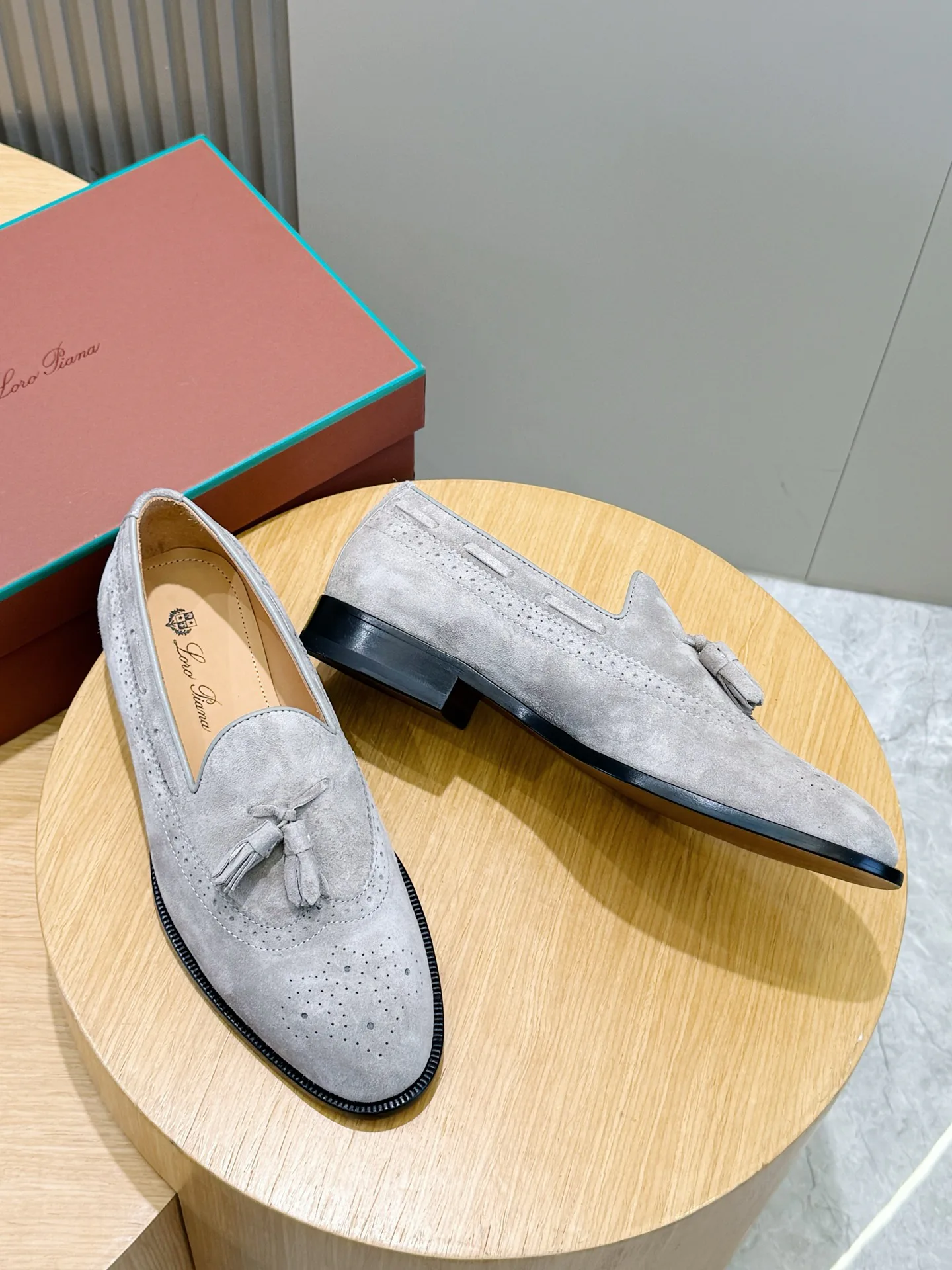 Men's Loafers And Dress Shoes LORO PIANA 18018198