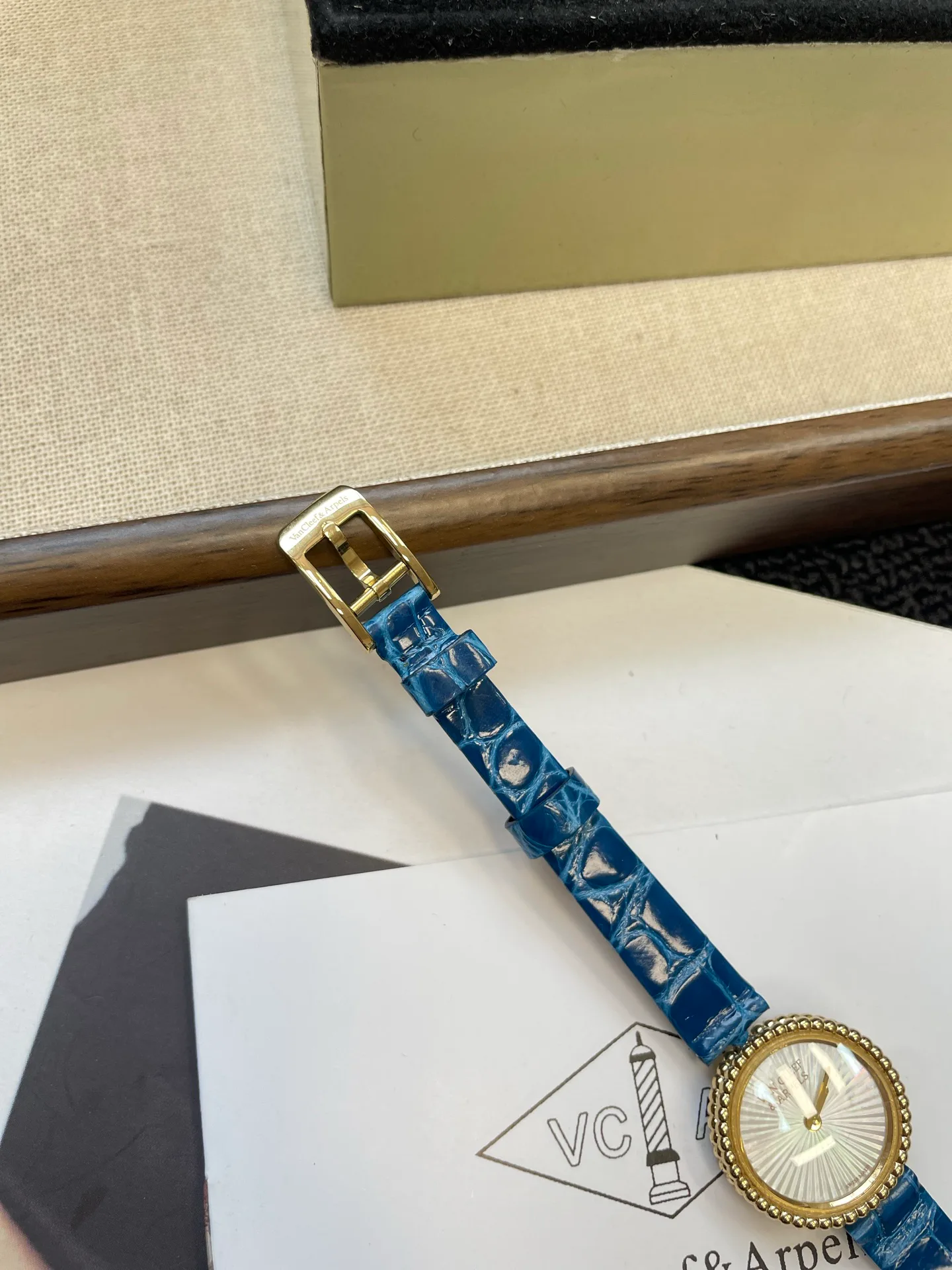 Women's Watches VAN CLEEF & ARPELS 17336727