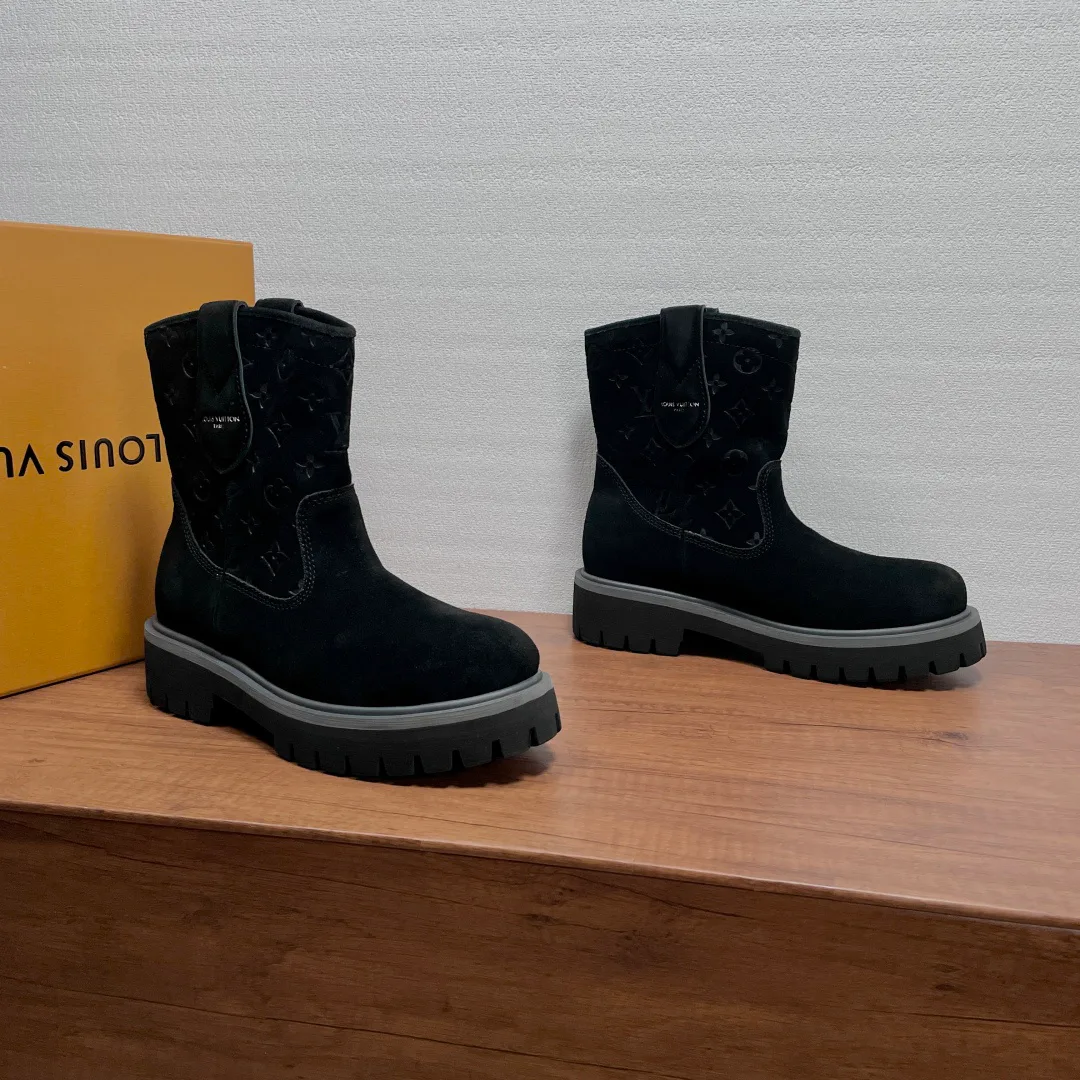 Men's Ankle Boots LOUIS VUITTON 17934631