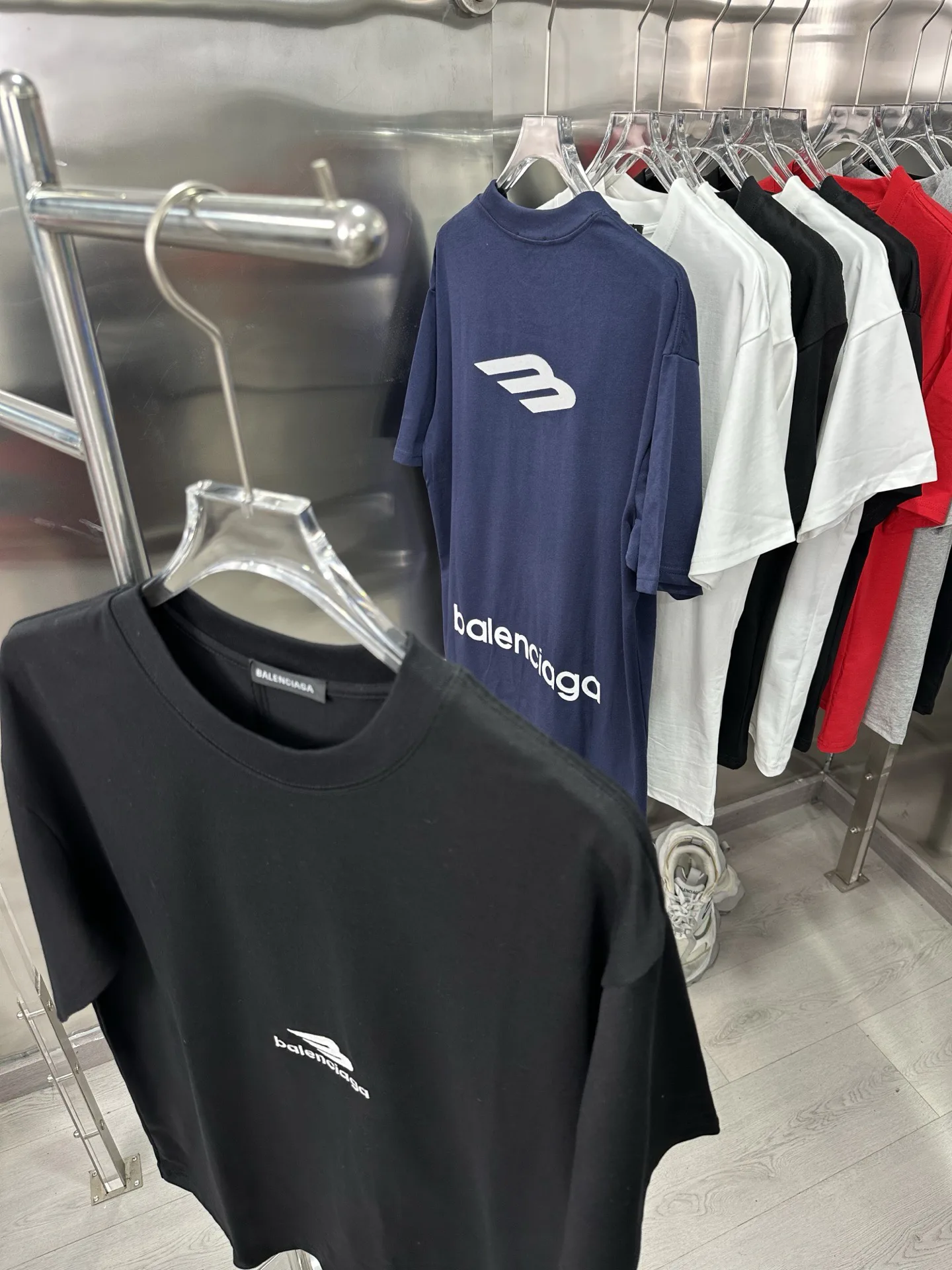 Men's T-Shirts BALENCIAGA 17728121