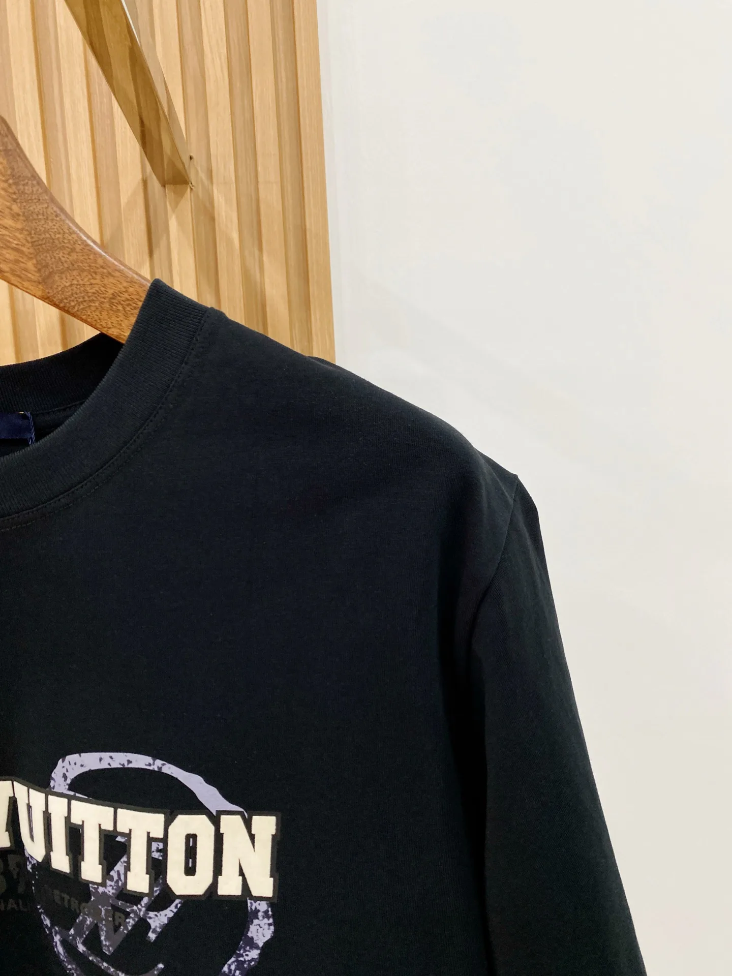 Men's T-Shirts LOUIS VUITTON 18246903