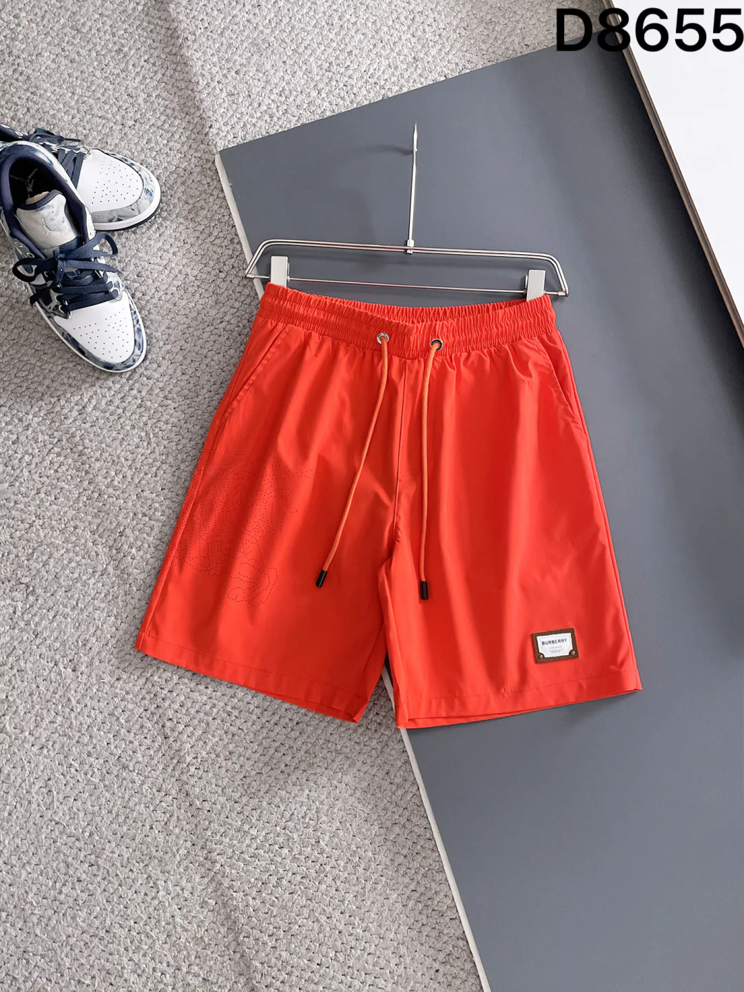 Men's Shorts BURBERRY 18000498