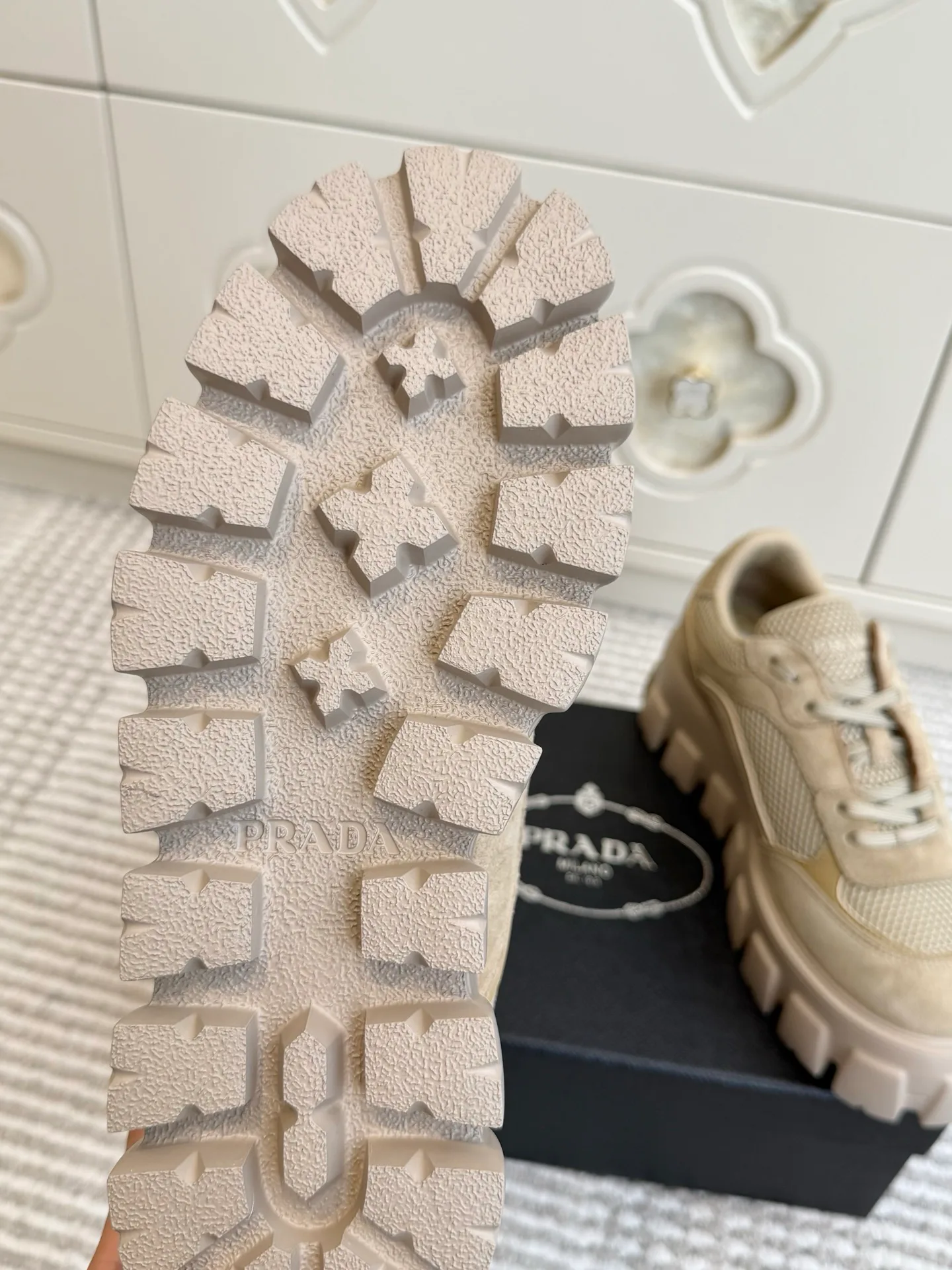 Women's Sneakers PRADA 18261278