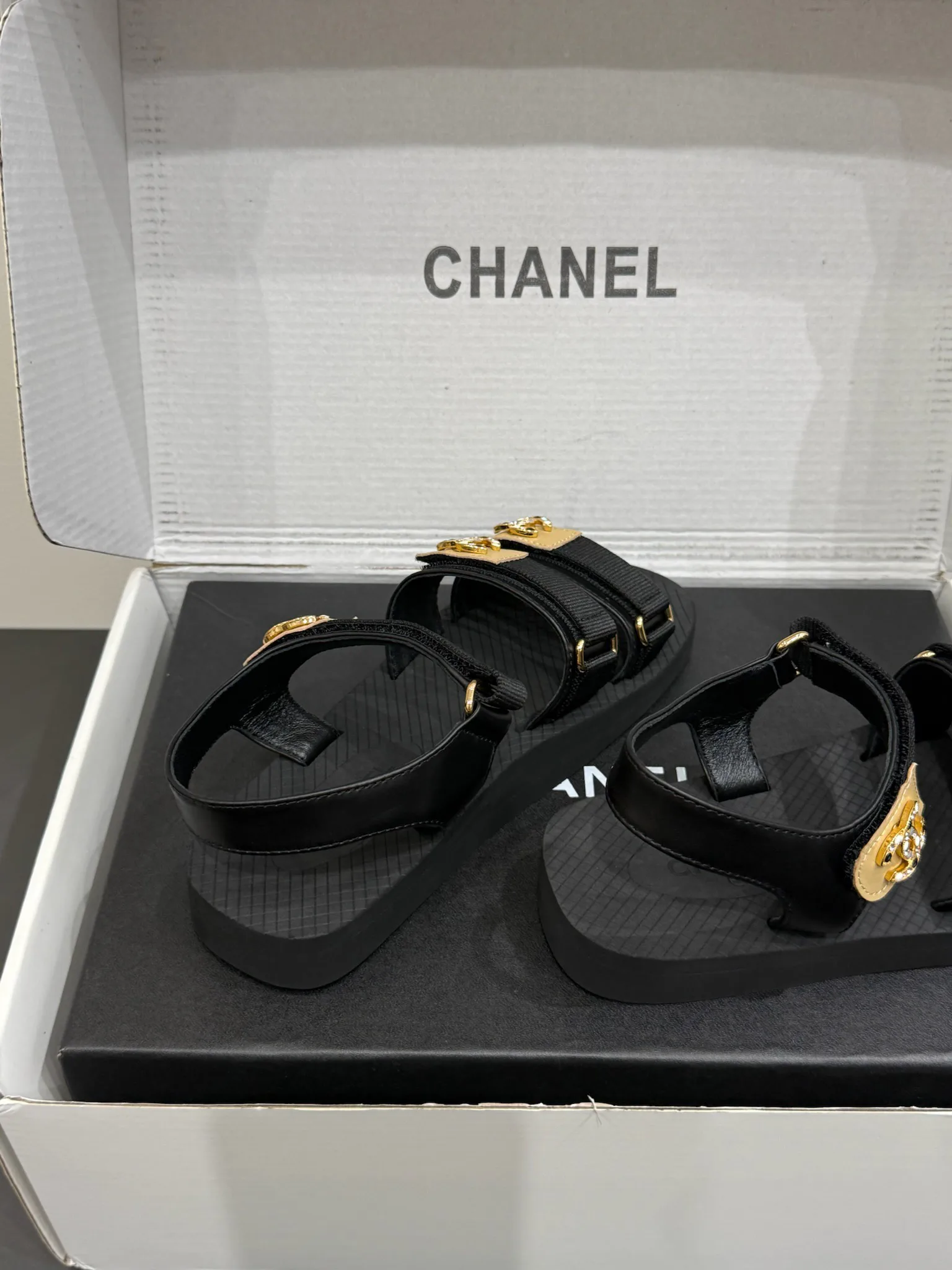 Women's Open-Toe Sandals CHANEL 18268846