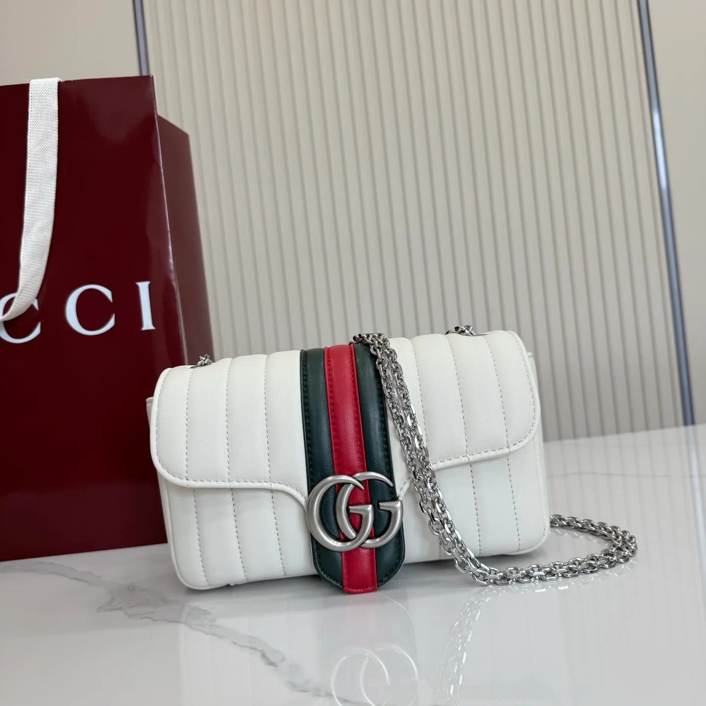 Women's Classic Handbags GUCCI 17872485