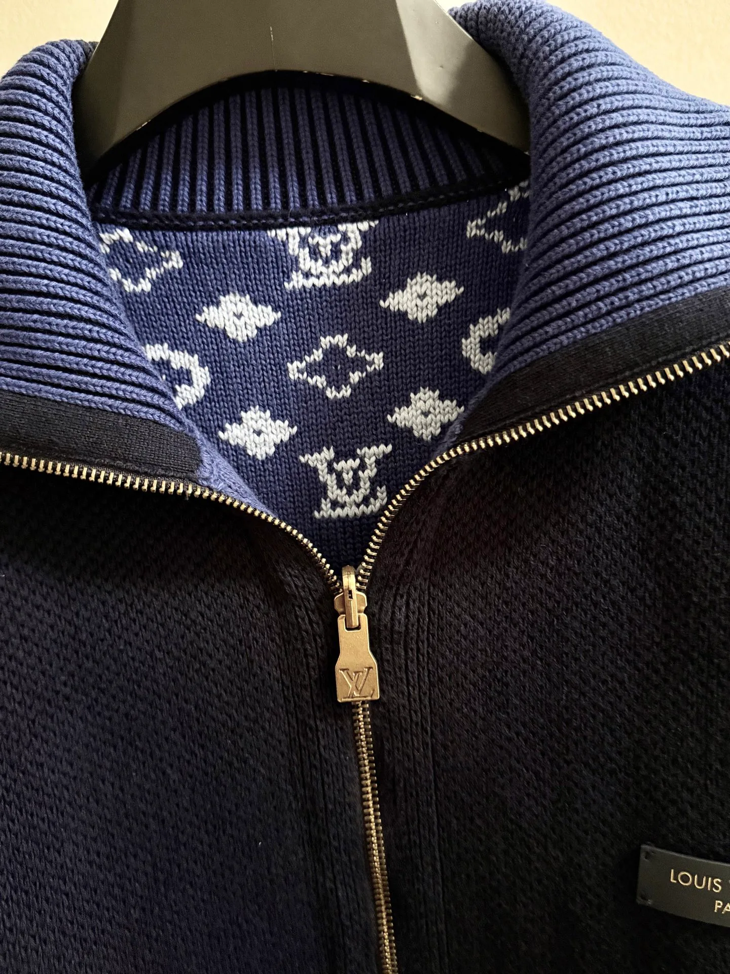 Джемперы И Свитеры Женские Louis Vuitton 18667860