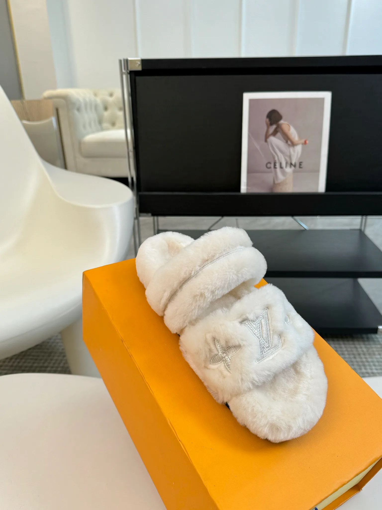 Women's Slippers LOUIS VUITTON 18209226