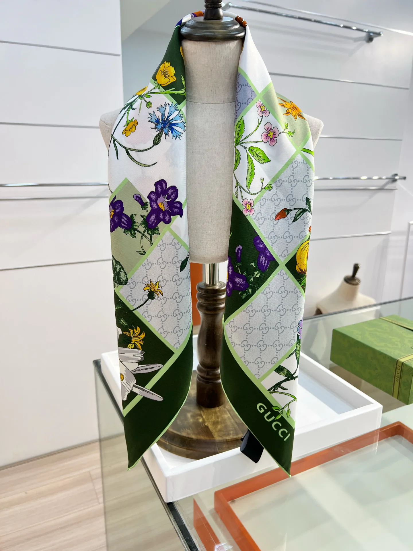 Silk Scarves GUCCI 17323864