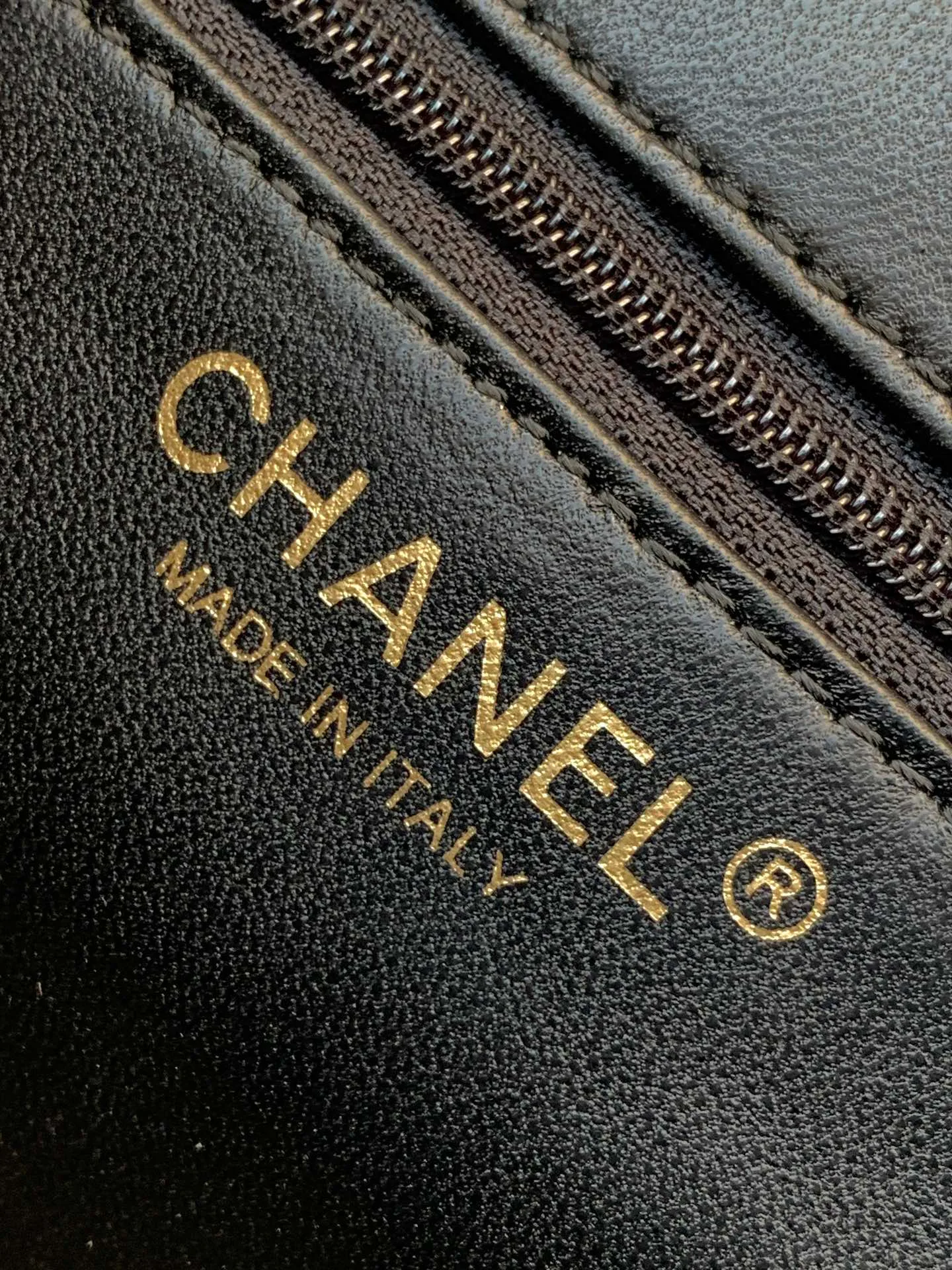 Women's Classic Handbags CHANEL 17498577
