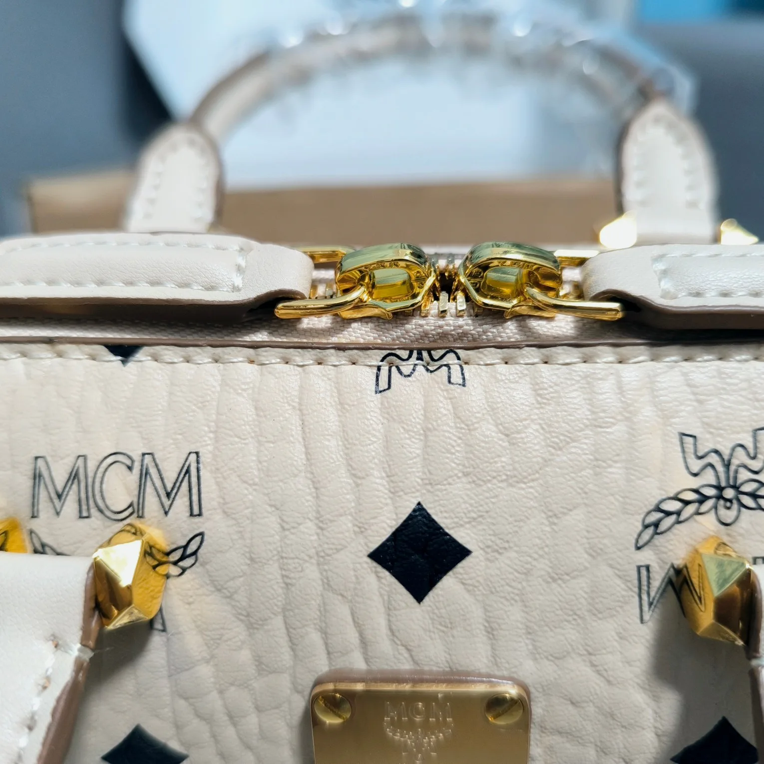 Women's Classic Handbags MCM 17896738