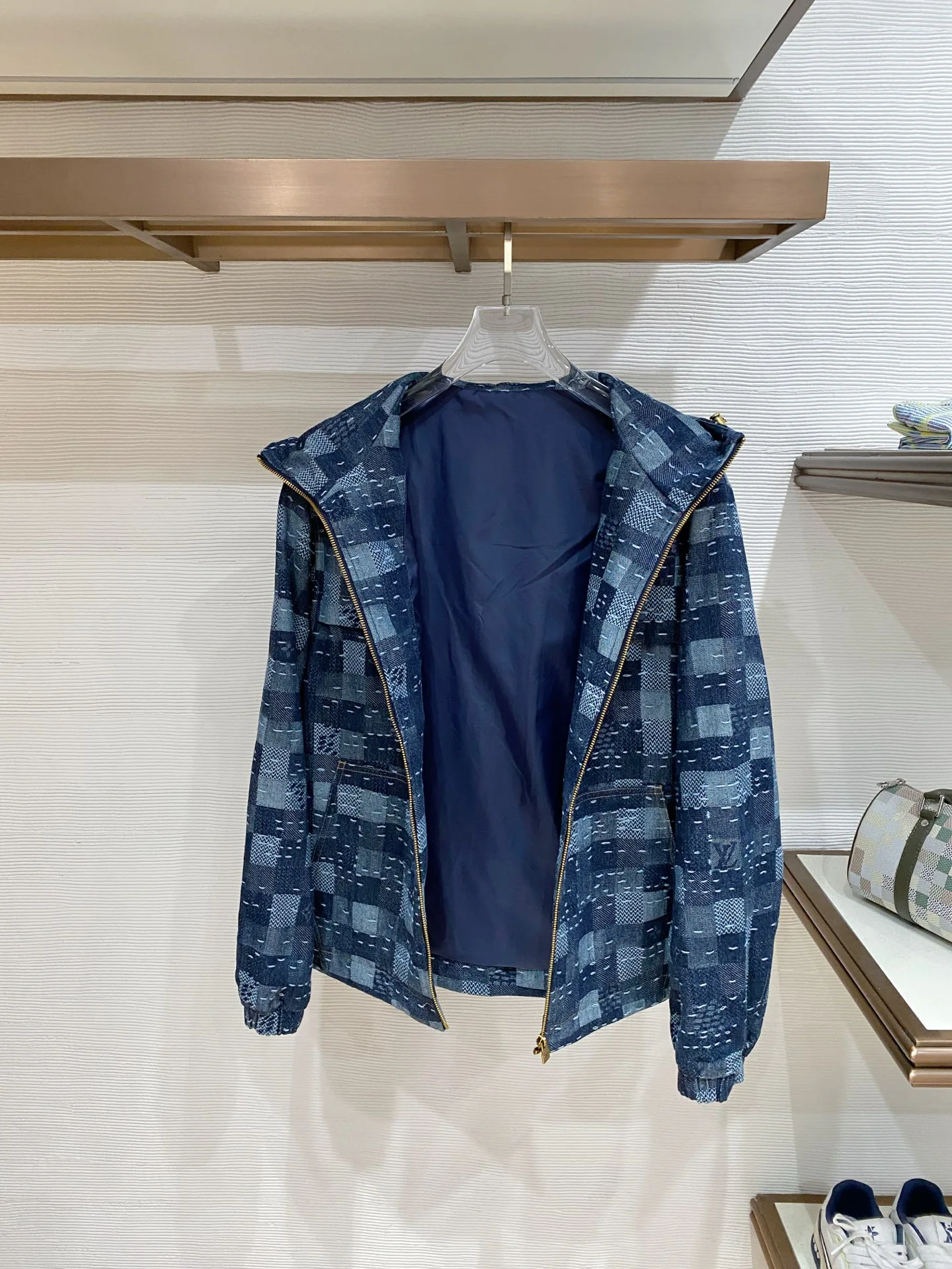 Men's Jackets And Down Jackets LOUIS VUITTON 18140213