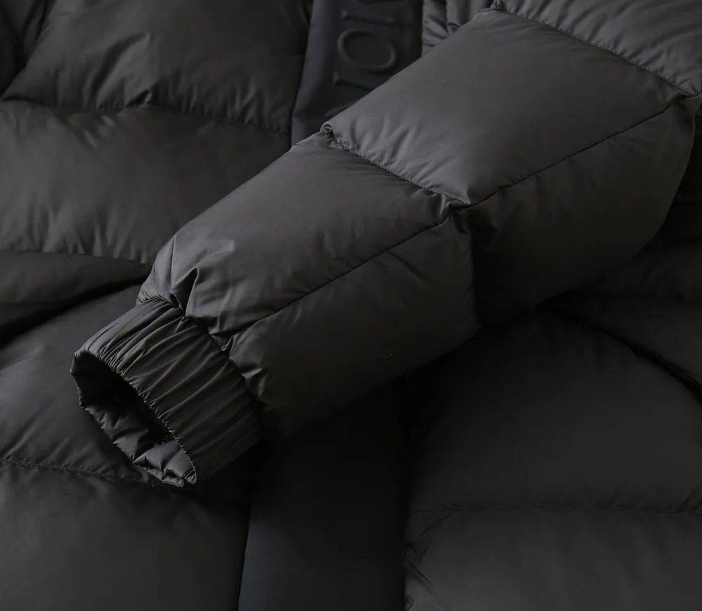 Men's Jackets And Down Jackets MONCLER 18510153