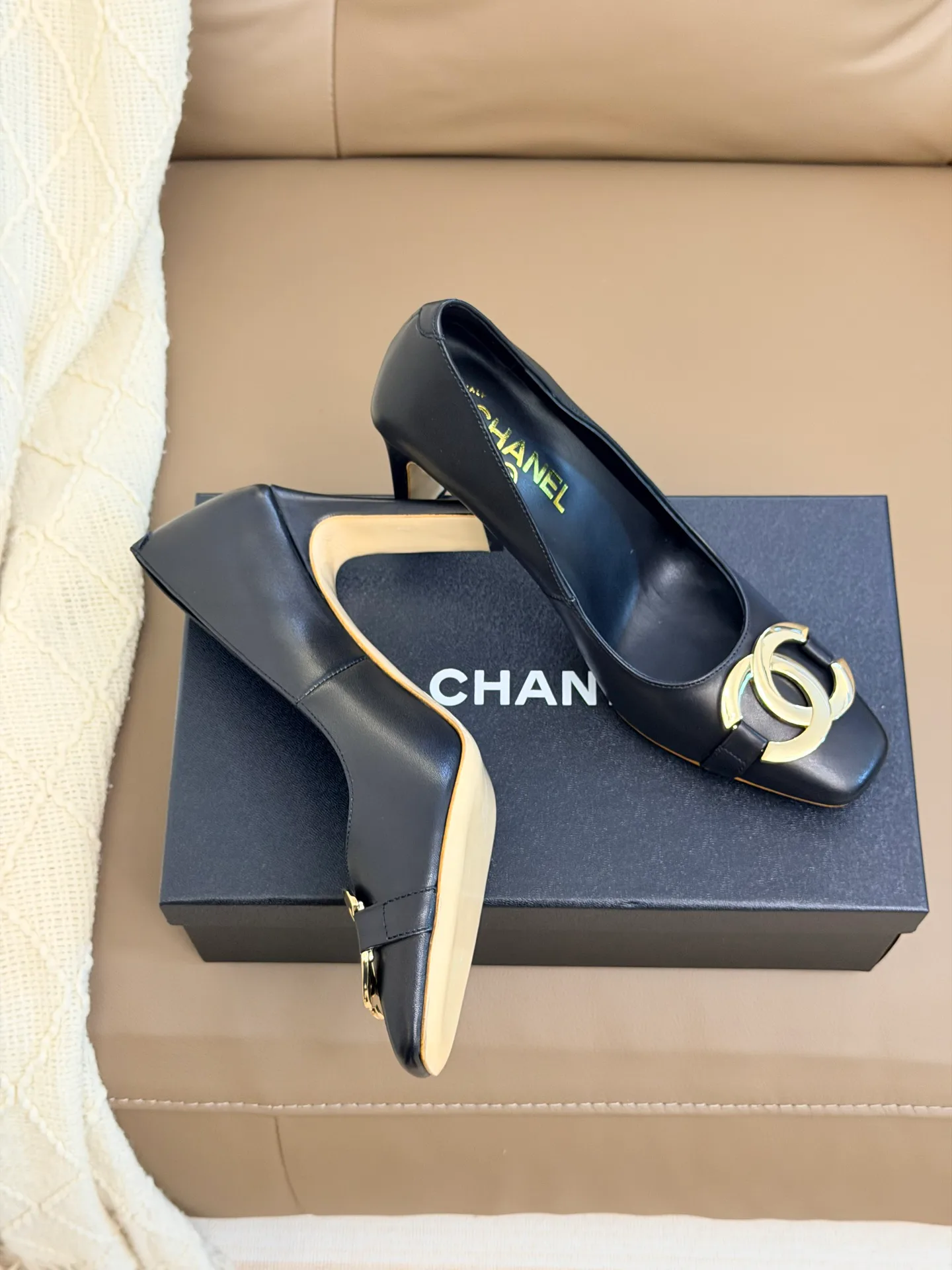 Women's Heels CHANEL 17510600