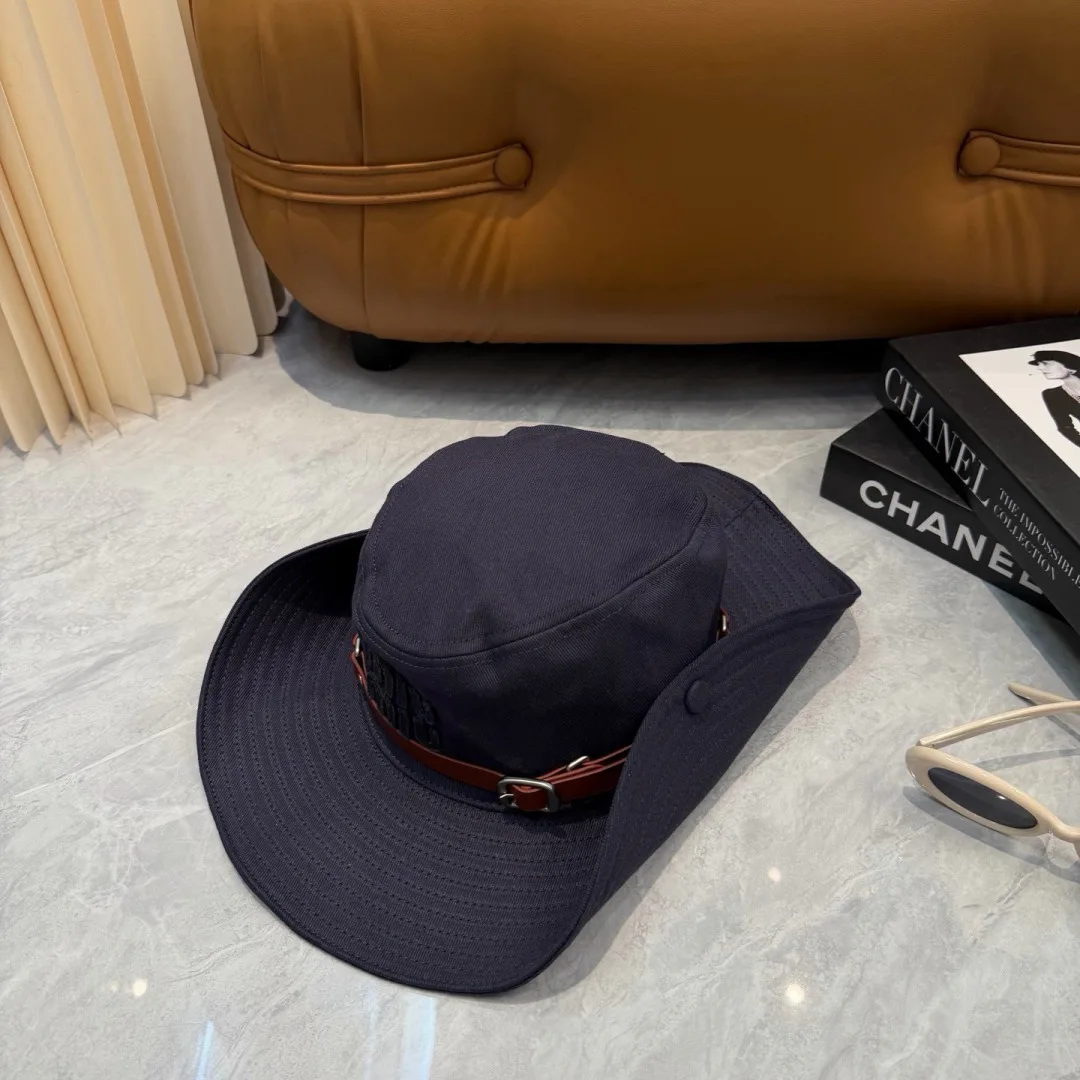 Hats MIU MIU 17701954