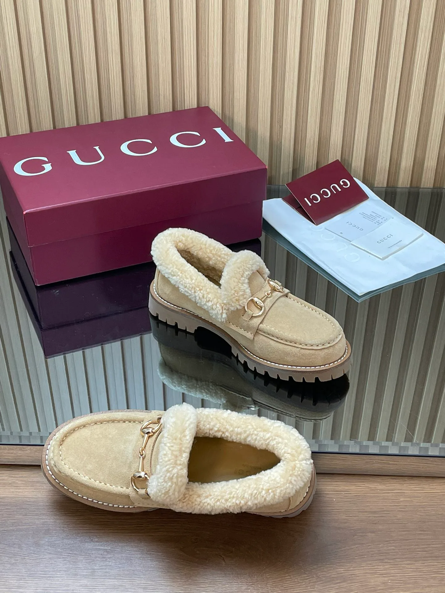 Women's Loafers And Moccasins GUCCI 18187063
