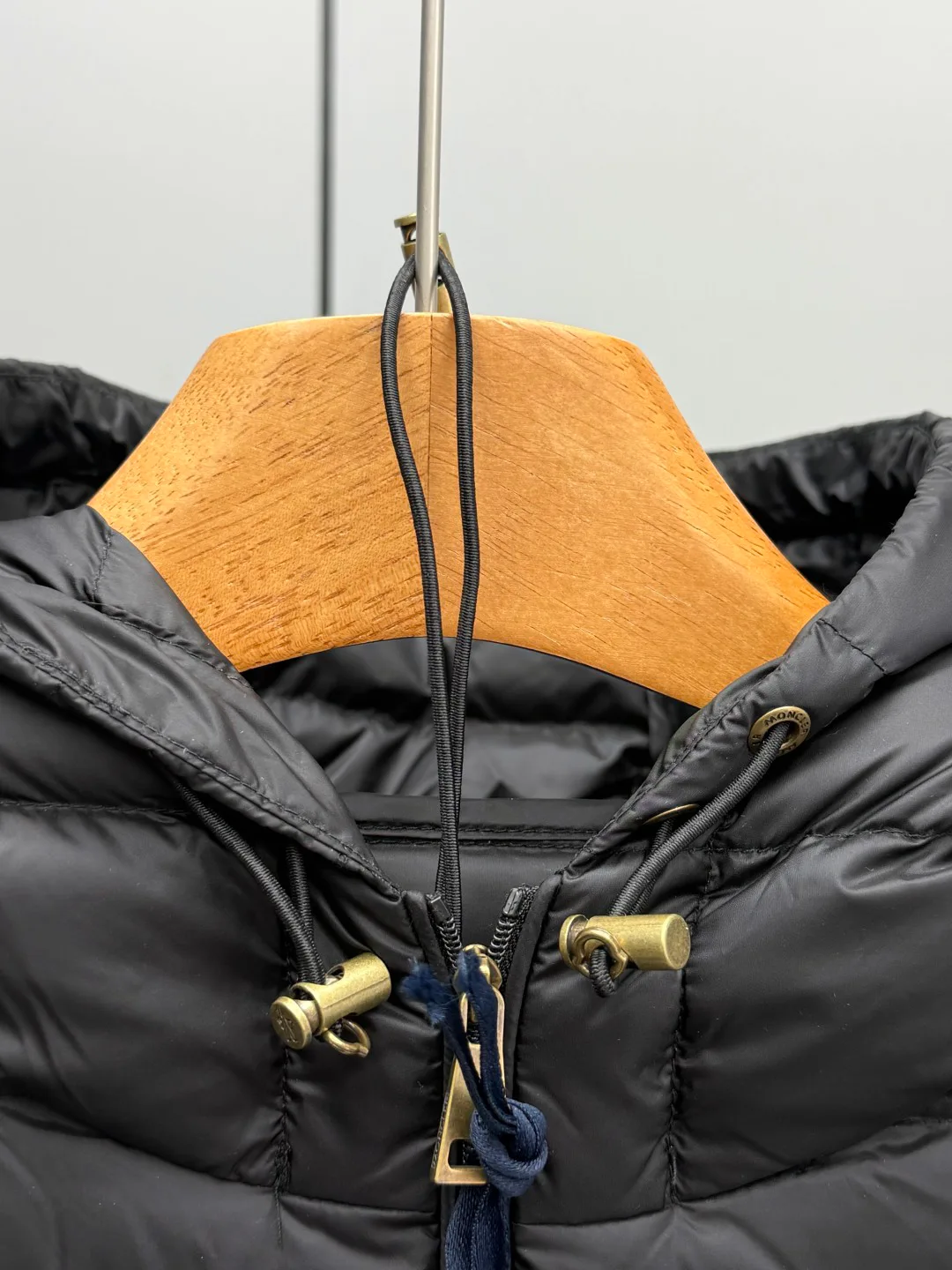 Куртки И Пуховики Мужские Moncler 18684561
