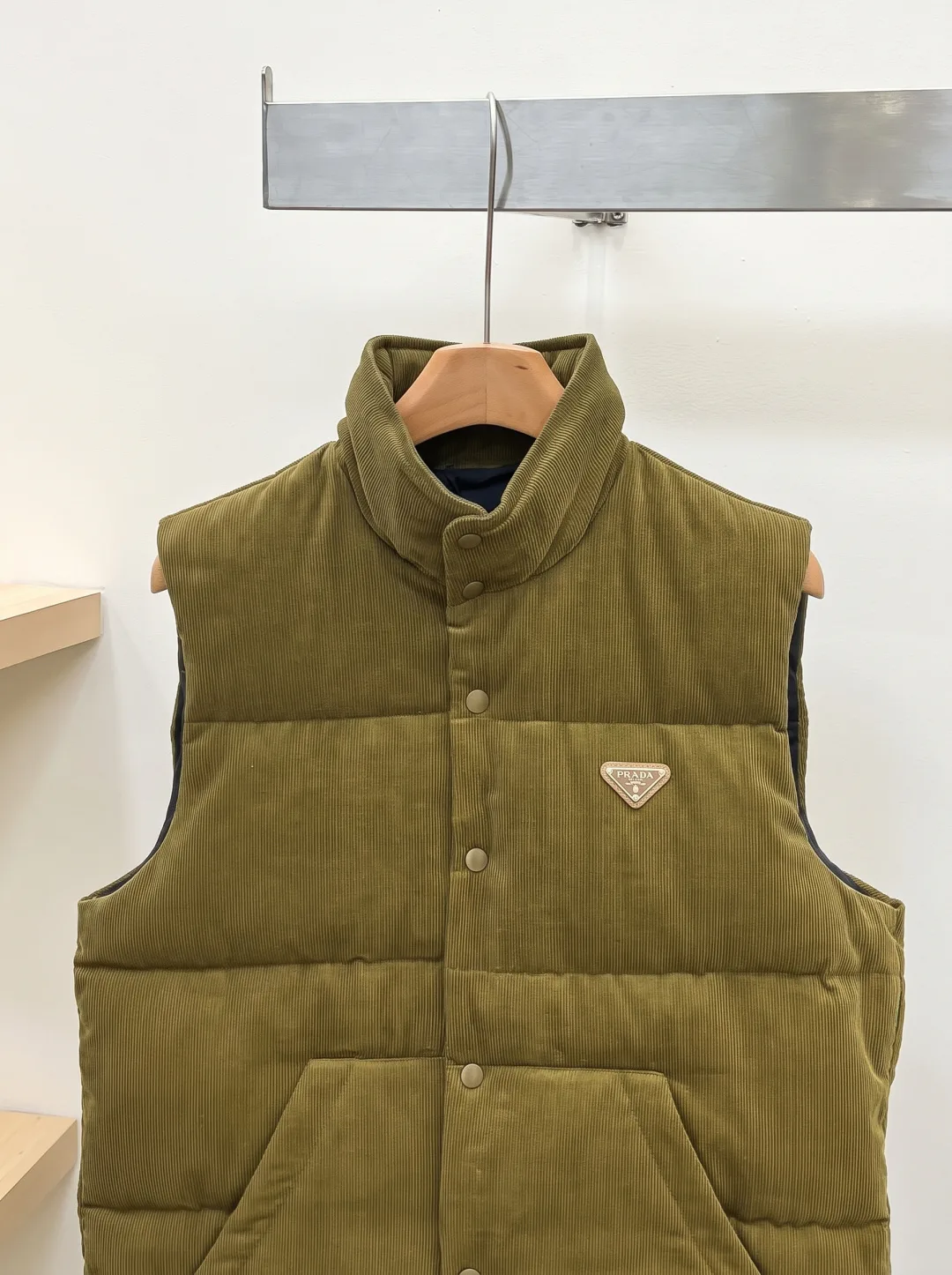 Жилеты Мужские Prada 18596639