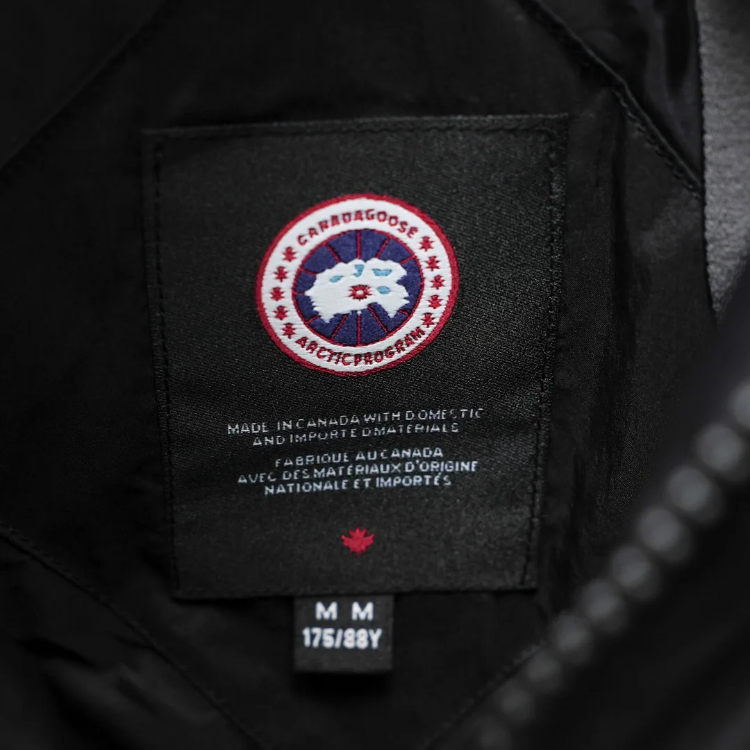 Women's Jackets And Down Jackets CANADA GOOSE 18188325