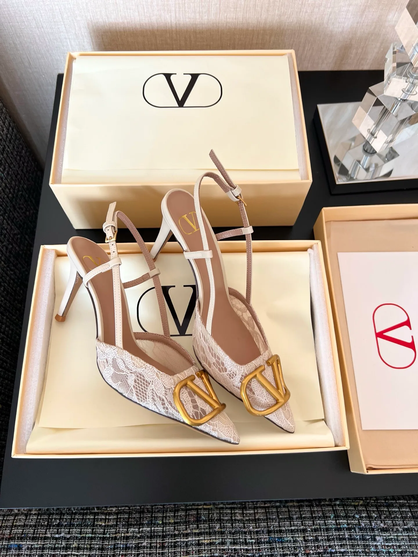 Women's Heels VALENTINO 17480239